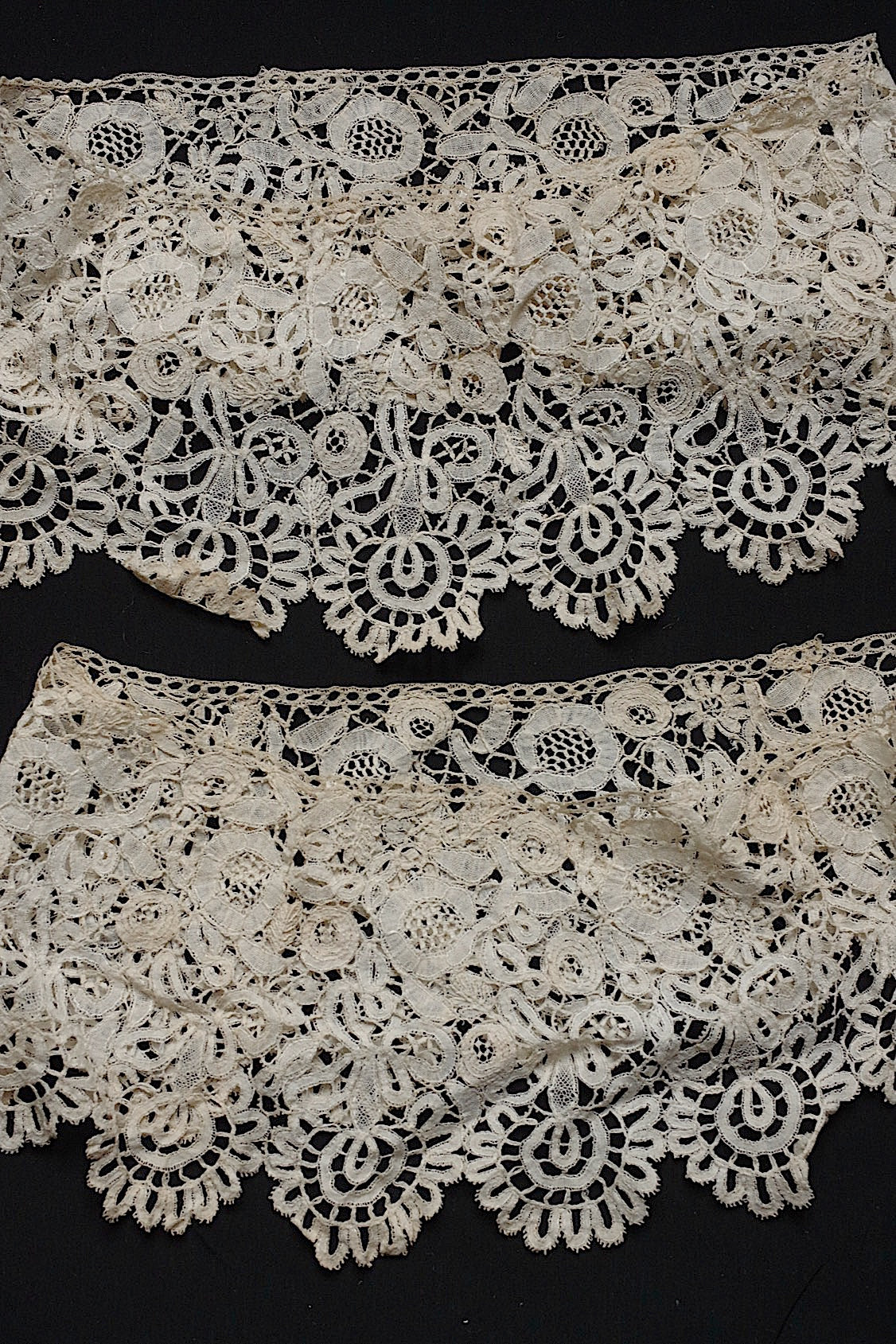 アンティークレース