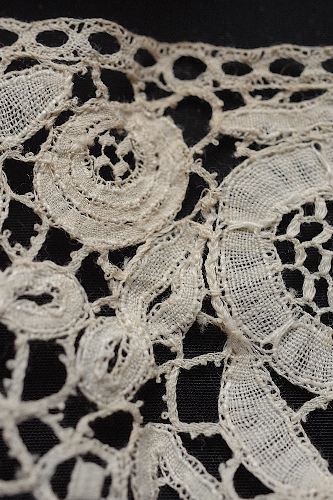 アンティークレース dentelle antique アンティークレース 袖口 ホニトン .FR a l'epoque