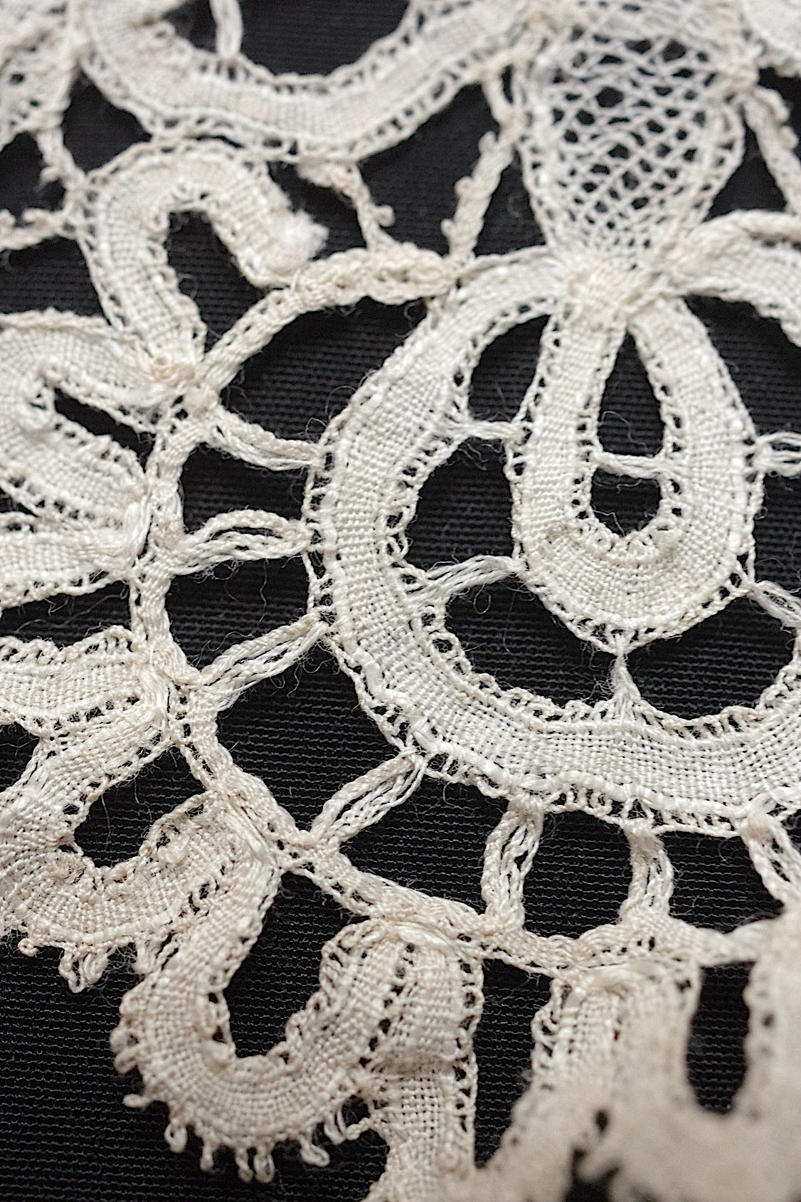 アンティークレース dentelle antique アンティークレース 袖口 ホニトン .FR a l'epoque