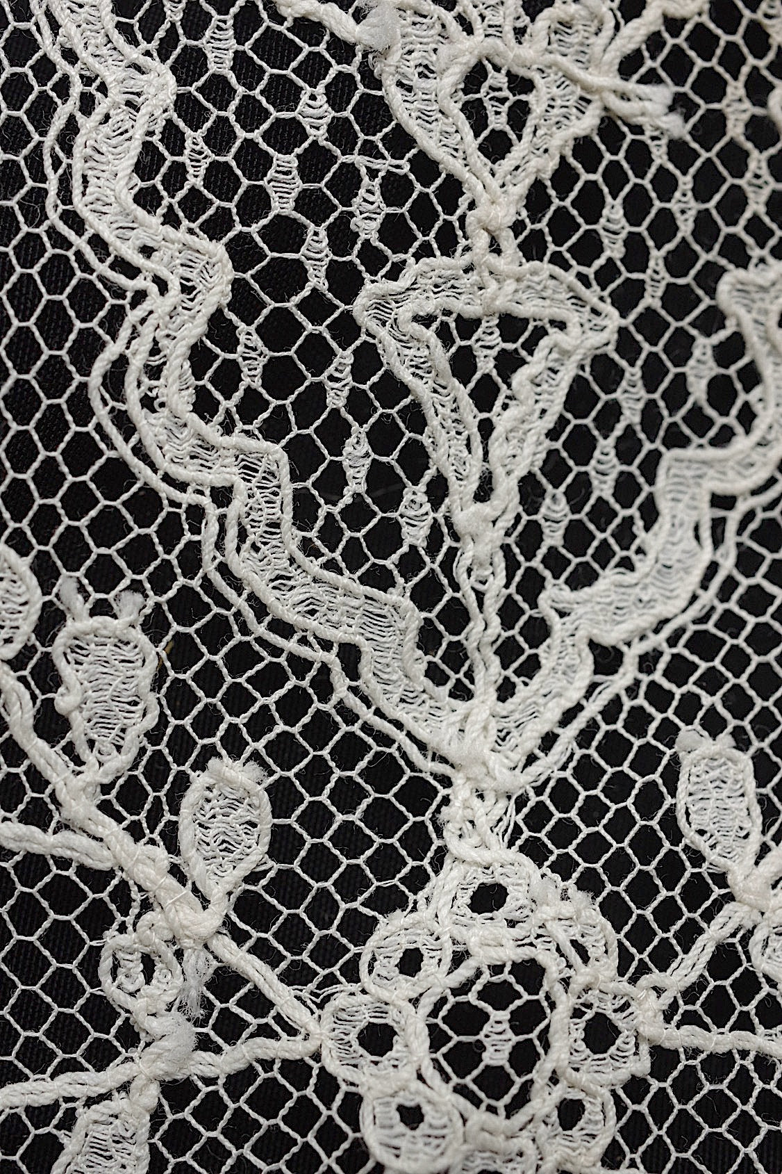 アンティークレース dentelle antique アンティークレース ベール .FR a l'epoque