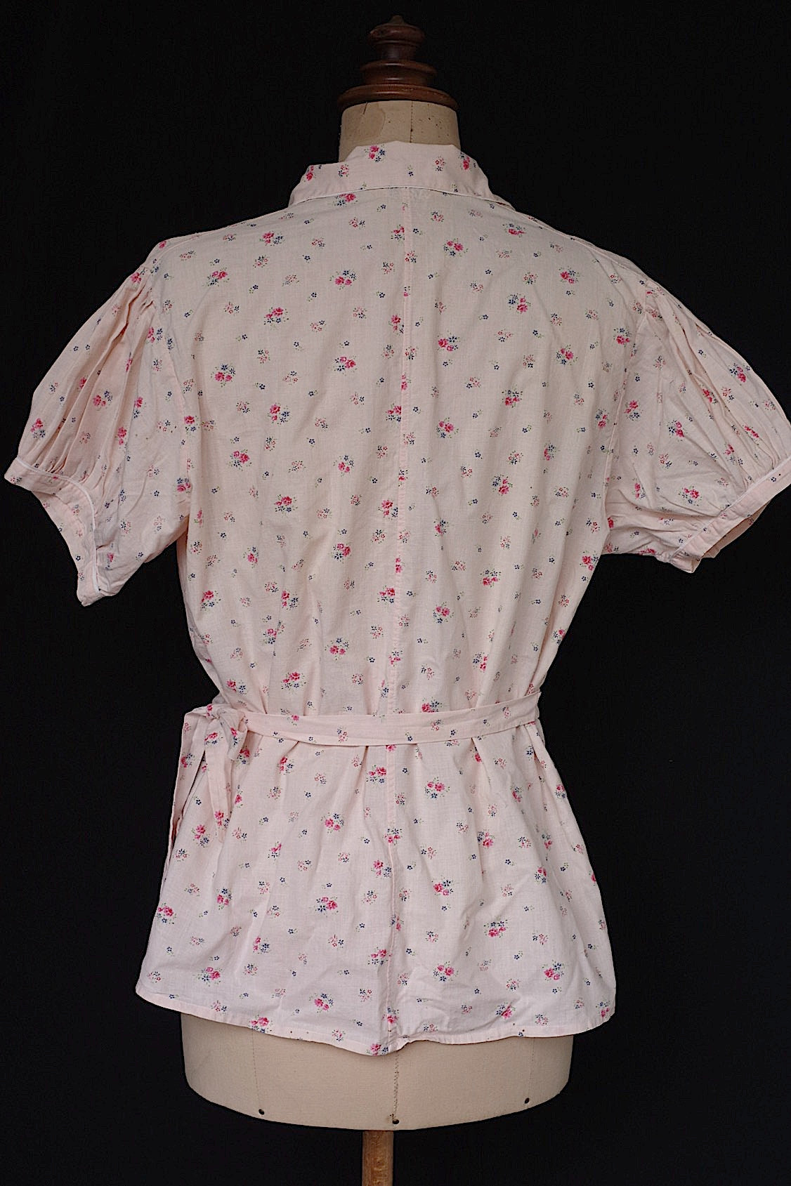 ヴィンテージ古着 vêtement vintage ヴィンテージ花柄ブラウス .FR a l'epoque