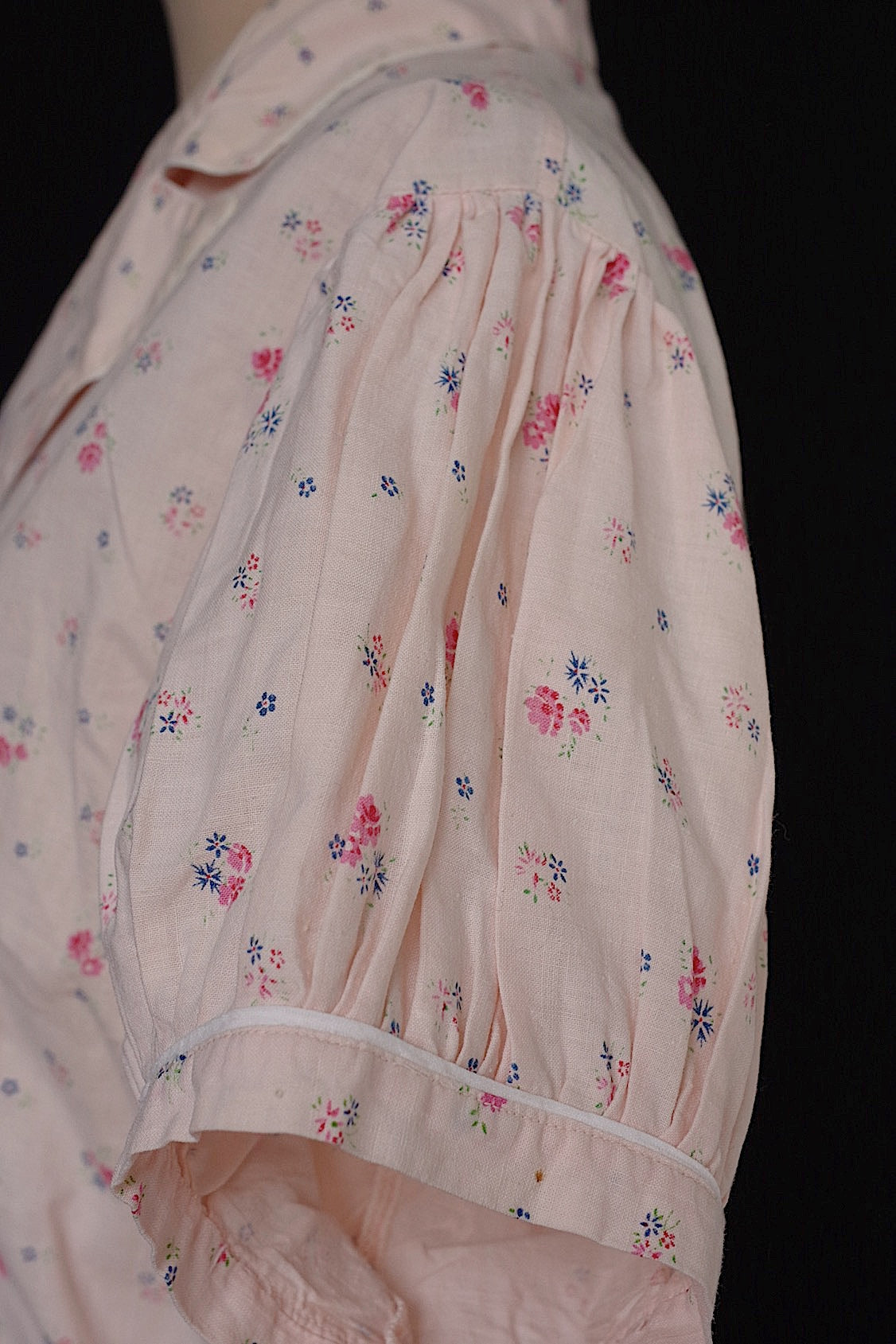 ヴィンテージ古着 vêtement vintage ヴィンテージ花柄ブラウス .FR a l'epoque