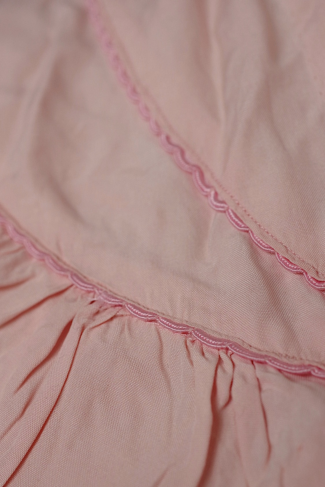 ヴィンテージ古着 vêtement vintage ヴィンテージワンピース サーモンピンク .FR a l'epoque