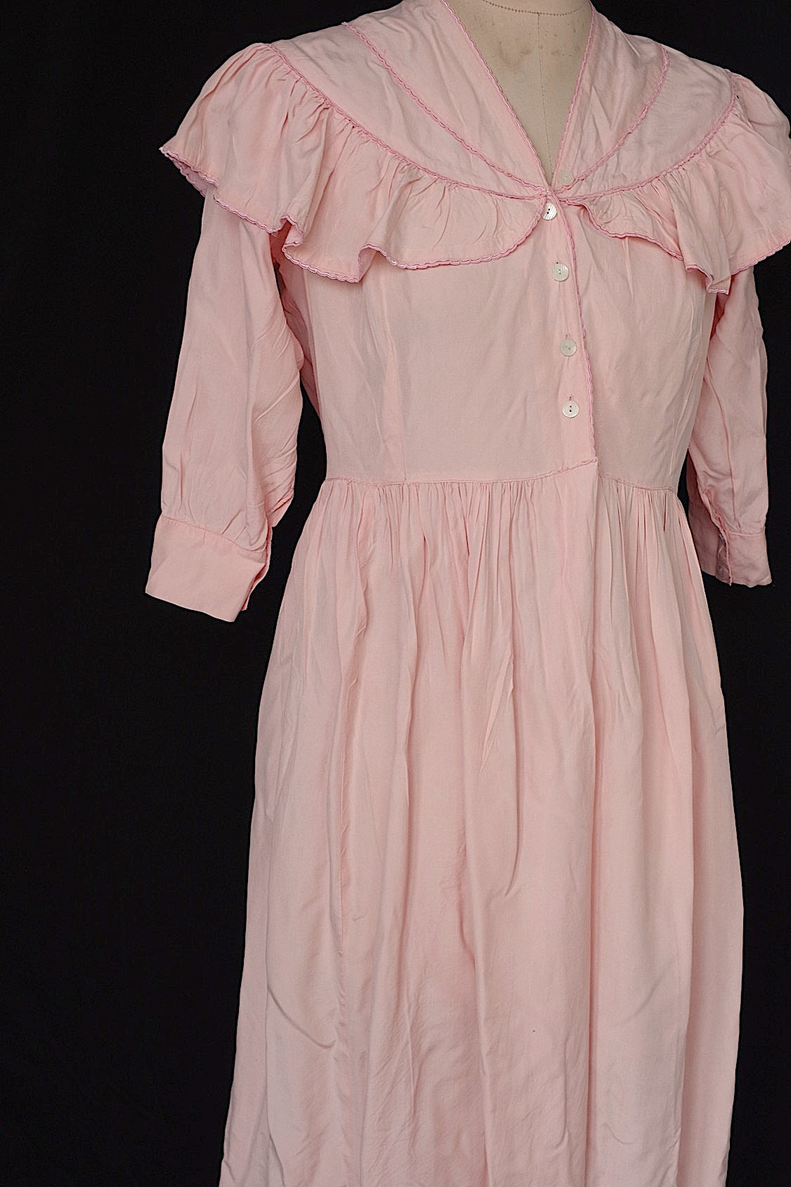 ヴィンテージ古着 vêtement vintage ヴィンテージワンピース サーモンピンク .FR a l'epoque