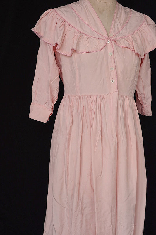 ヴィンテージ古着 vêtement vintage ヴィンテージワンピース サーモンピンク .FR a l'epoque