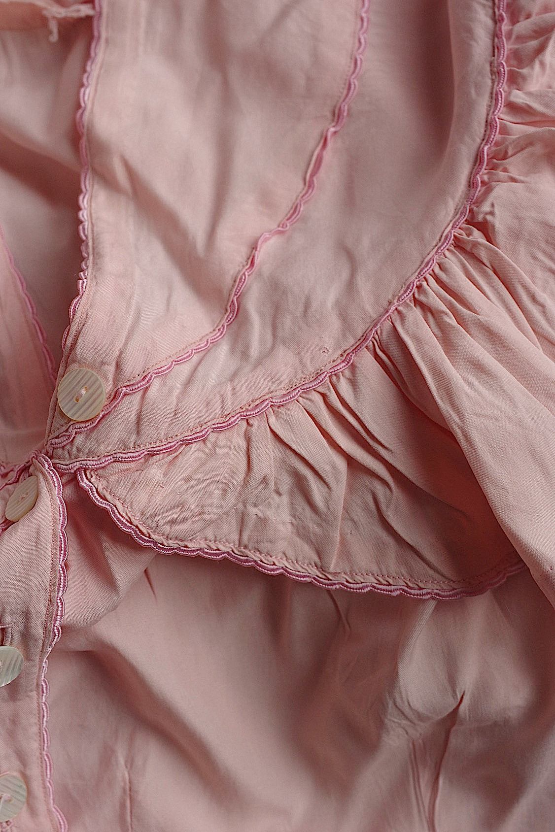 ヴィンテージ古着 vêtement vintage ヴィンテージワンピース サーモンピンク .FR a l'epoque