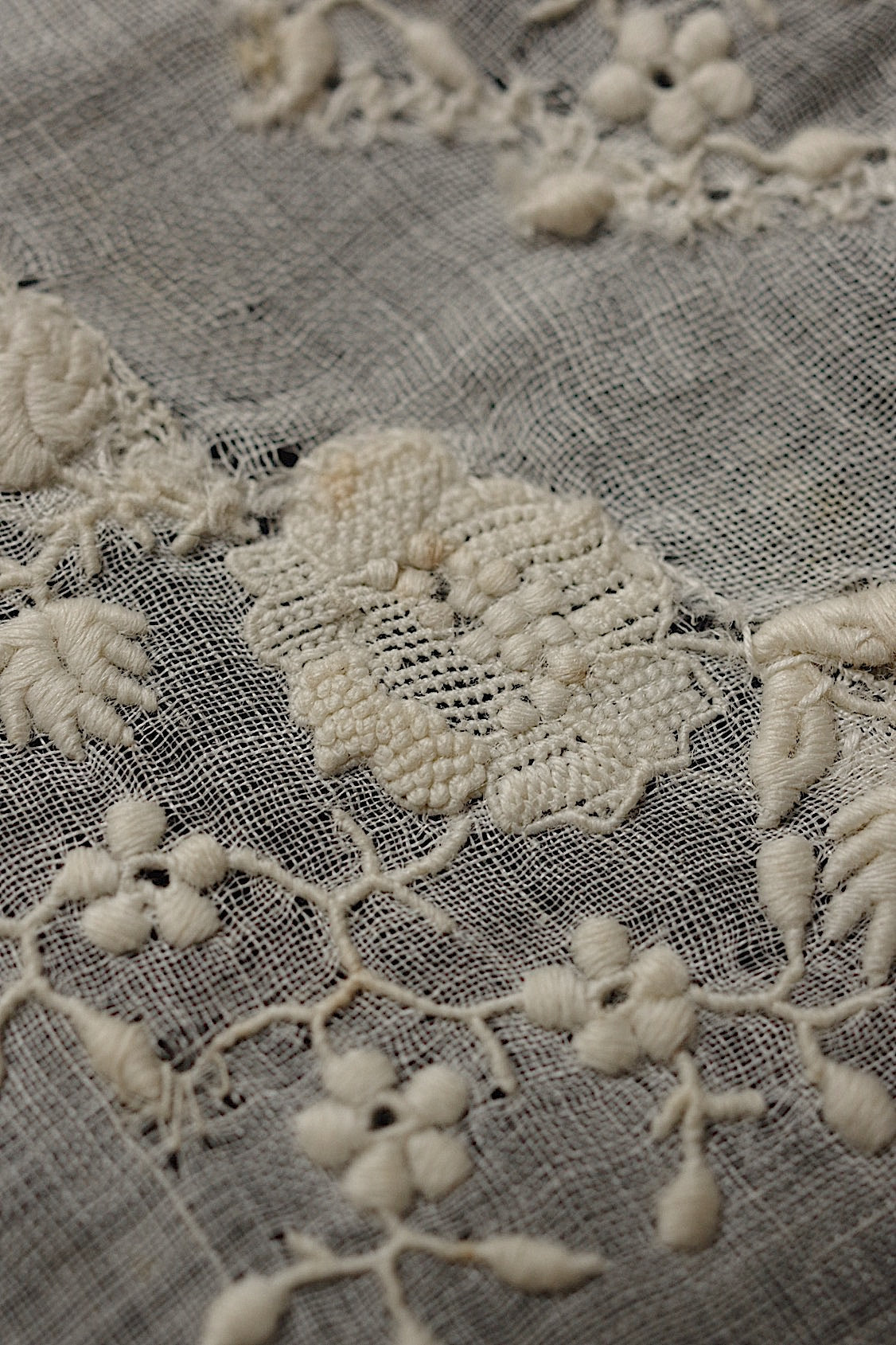 アンティークハンカチ mouchoir  antique アンティーク刺繍 ハンカチ3 .FR a l'epoque