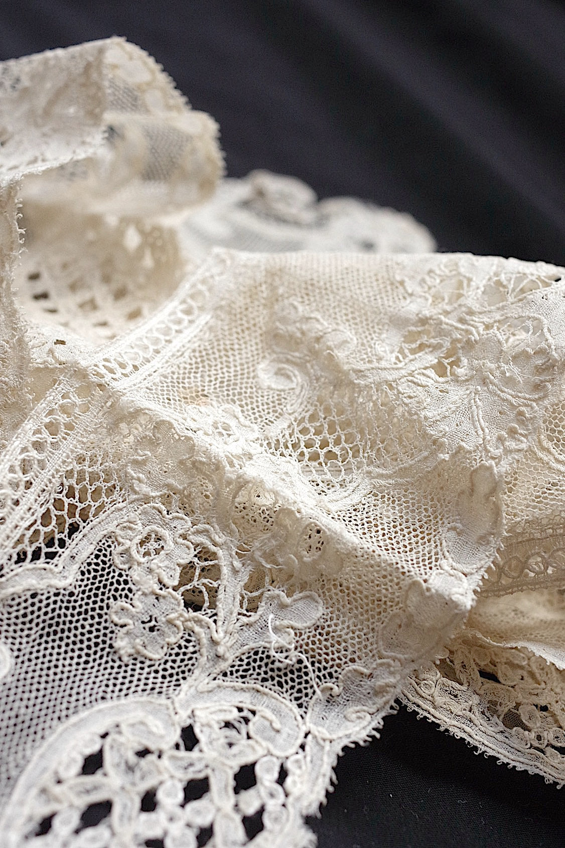 アンティークレース dentelle  antique アンティークレース 250cm .FR a l'epoque