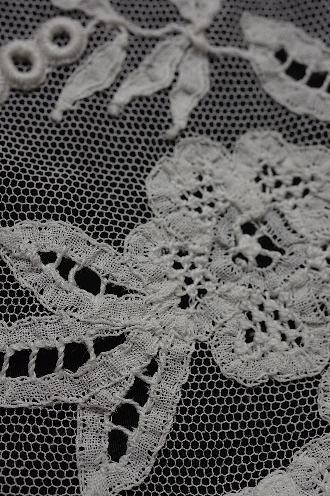 アンティークレース dentelle  antique アンティークレース bas d'aube 1 .FR a l'epoque