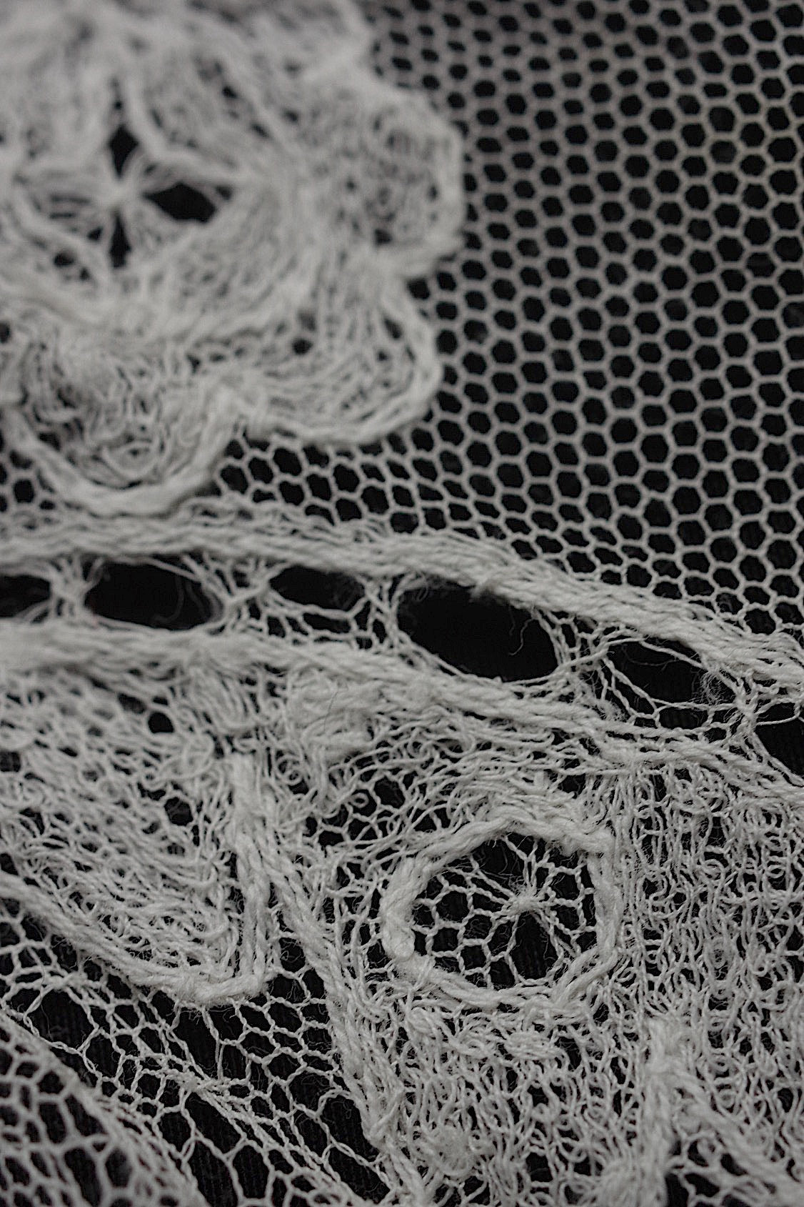 アンティークレース dentelle  antique アンティークレース bas d'aube 3 .FR a l'epoque