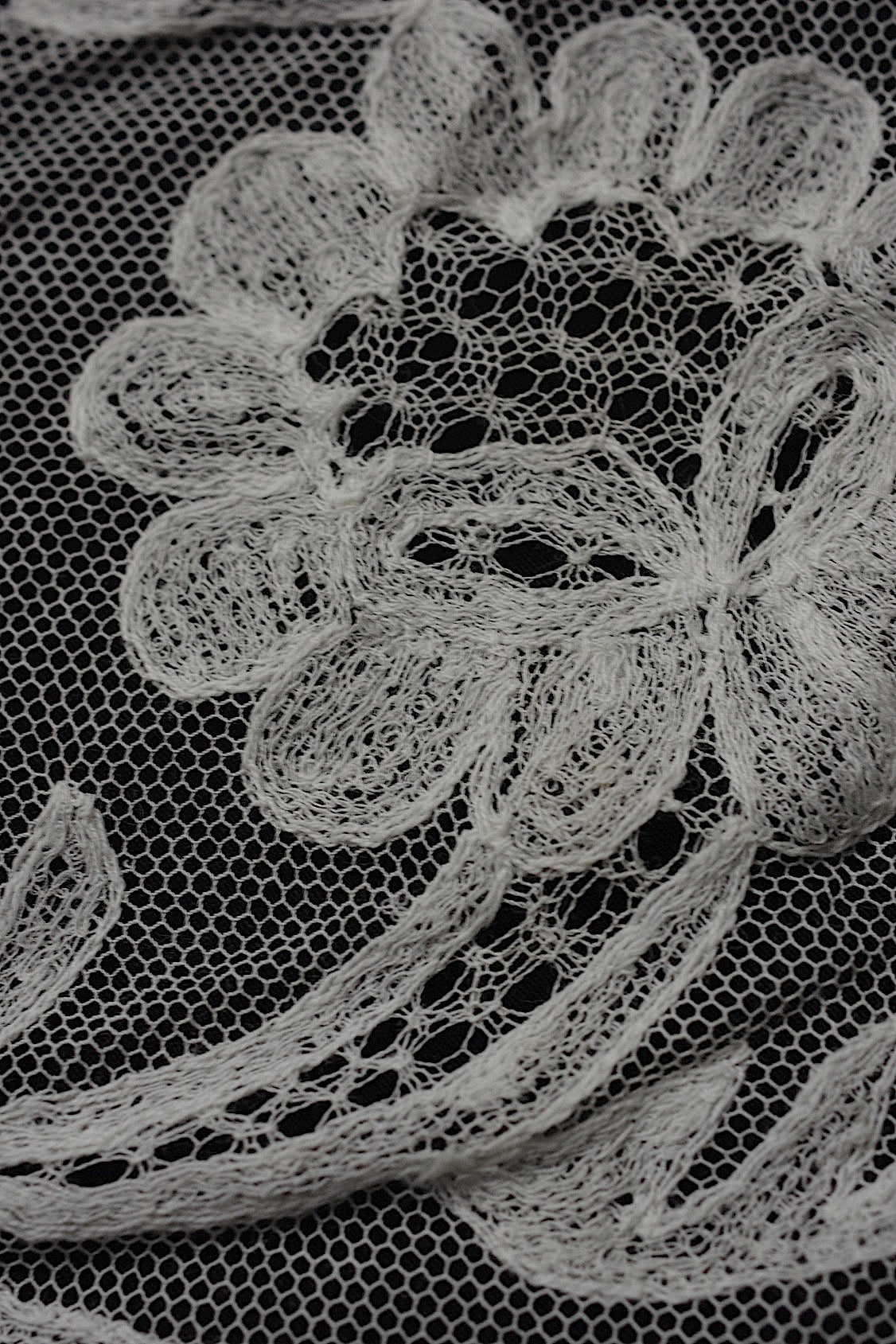 アンティークレース dentelle  antique アンティークレース bas d'aube 3 .FR a l'epoque