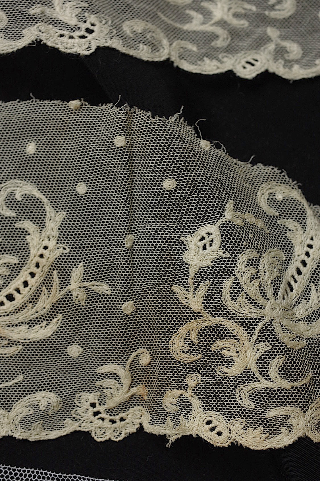 アンティークレース dentelle  antique アンティークレース 2種類 5本 .FR a l'epoque