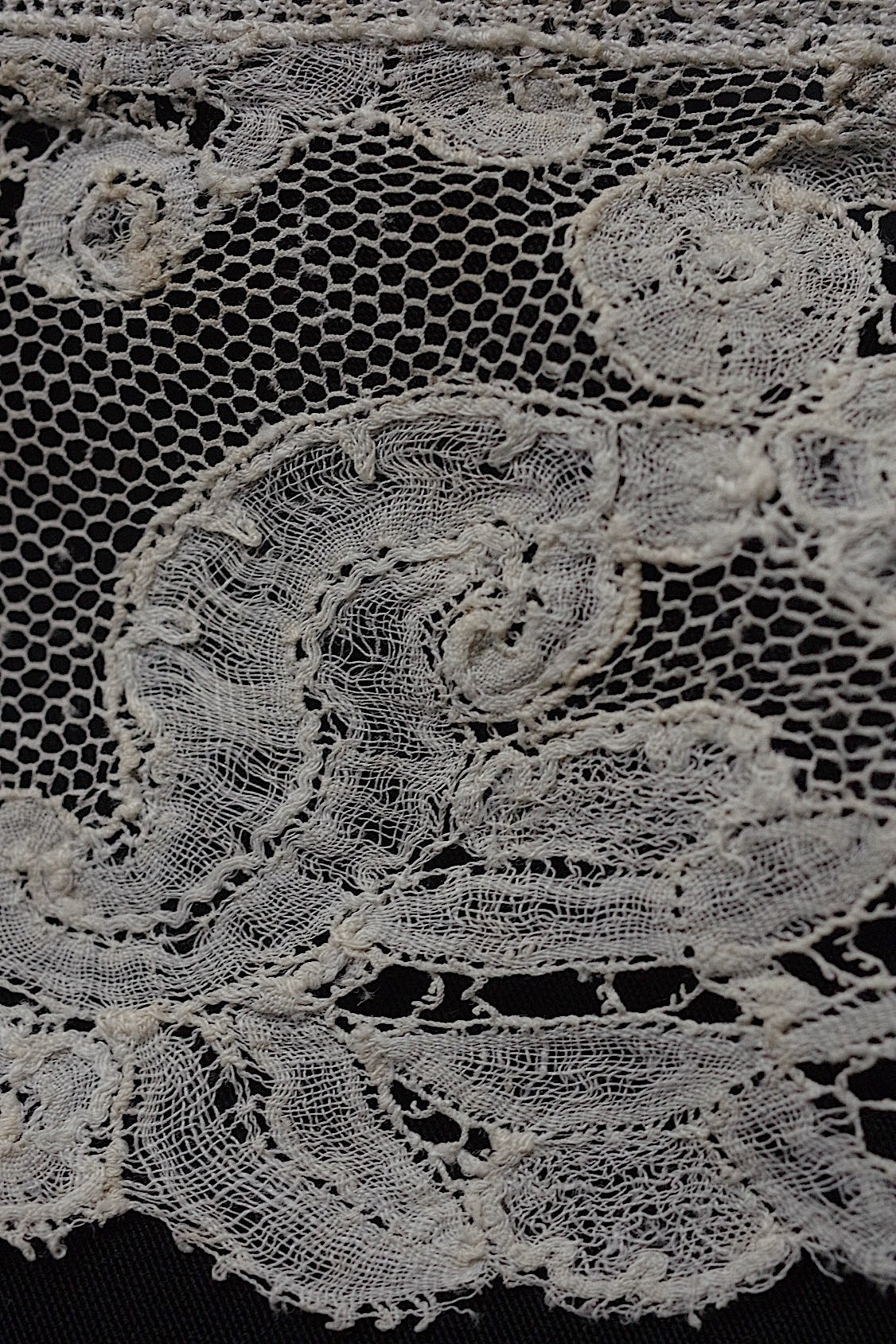 アンティークレース dentelle  antique アンティークレース 2種 .FR a l'epoque