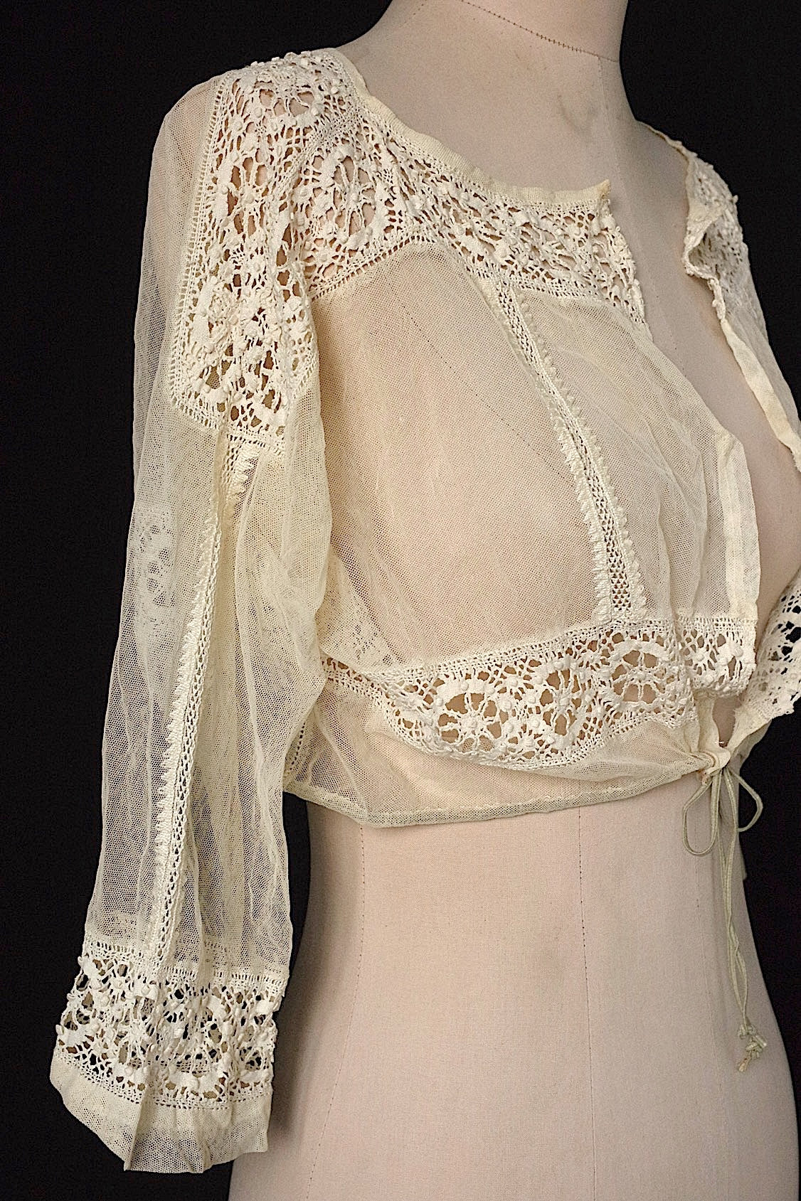 アンティーク古着 cosage antique アンティークレース petit top チュール .FR a l'epoque