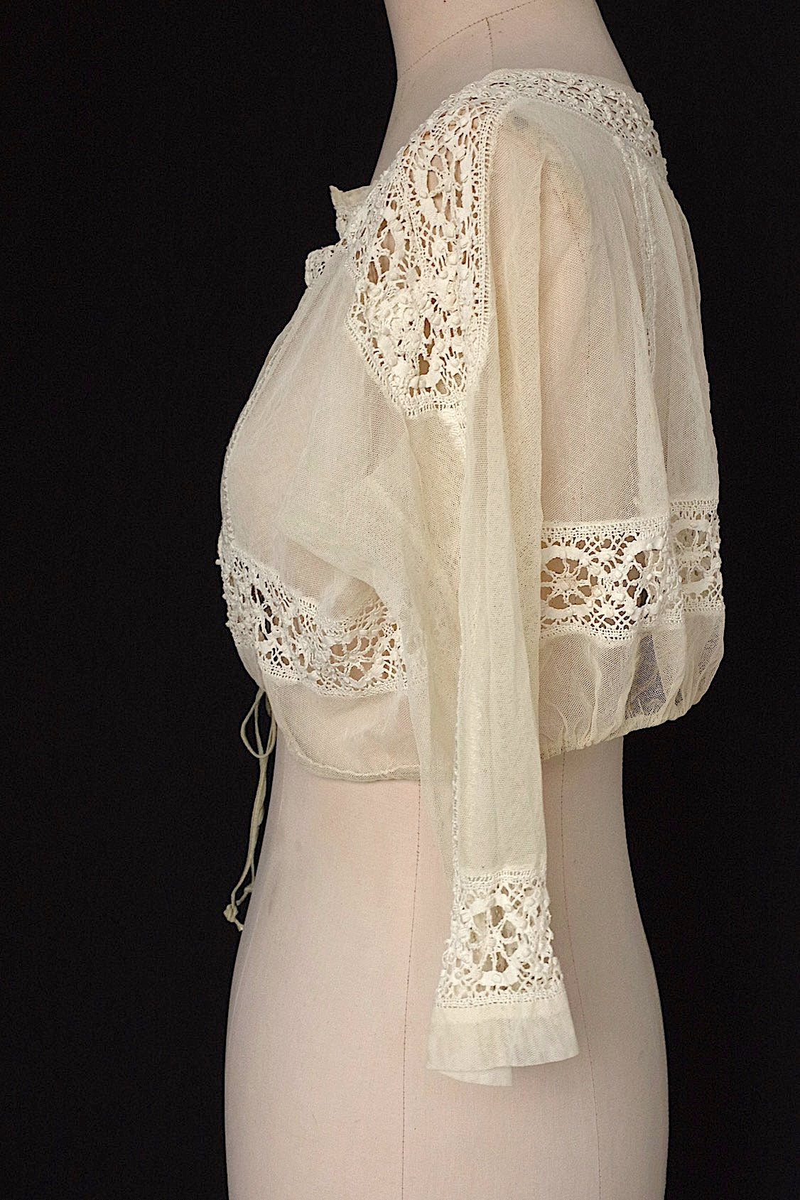 アンティーク古着 cosage antique アンティークレース petit top チュール .FR a l'epoque