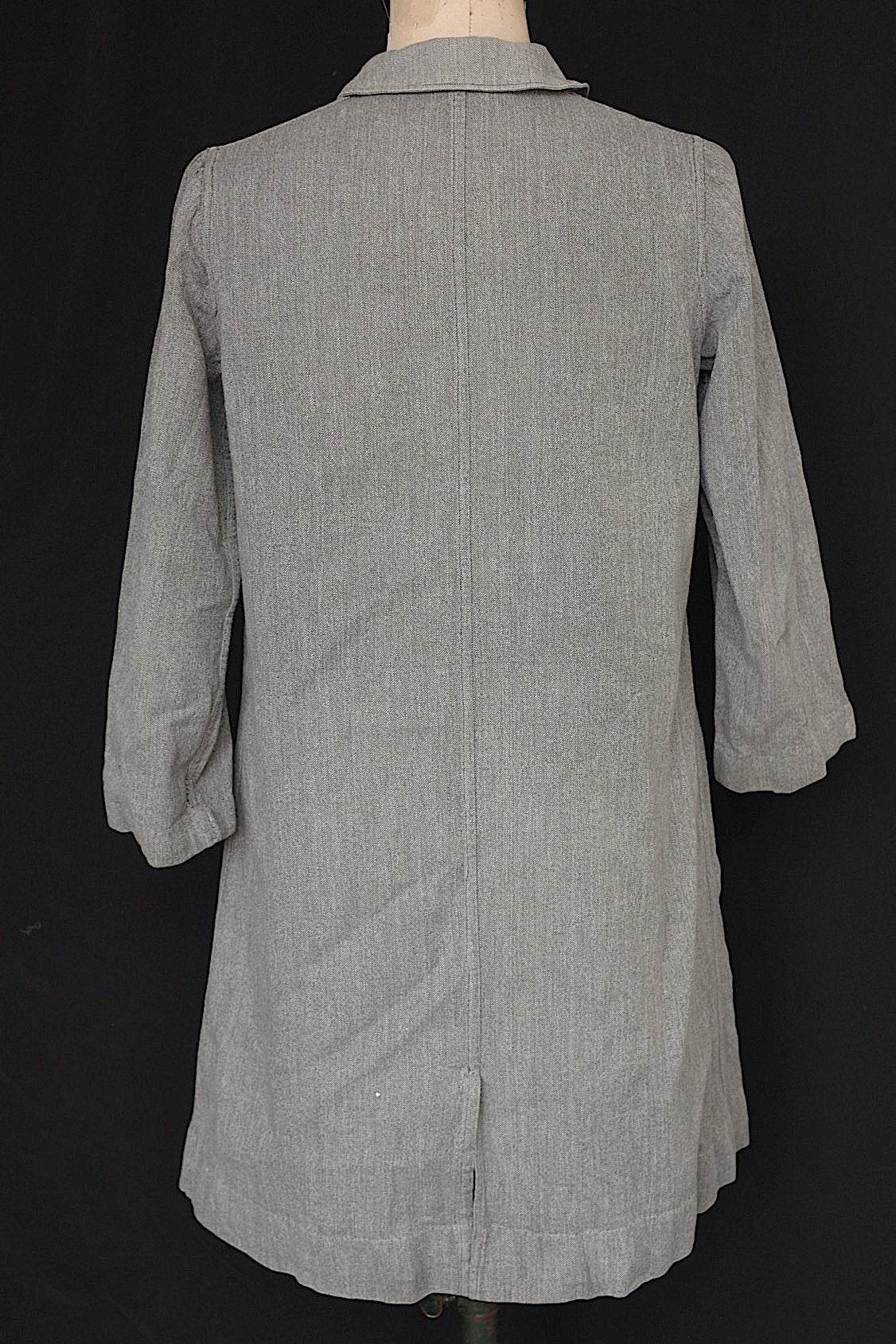 ヴィンテージ古着 vêtement  vintage ヴィンテージアトリエコート 少女サイズ .FR a l'epoque