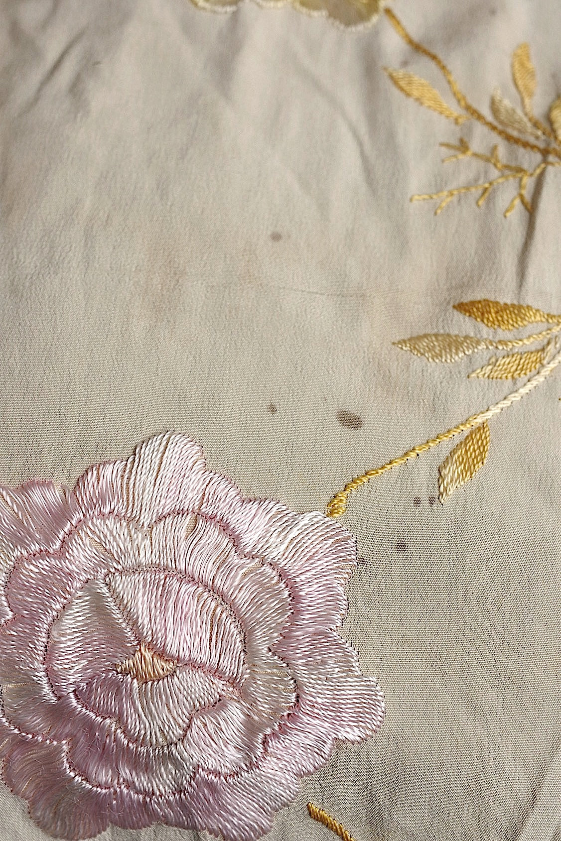 アンティークショール châle antique アンティーク刺繍 ショール1 .FR a l'epoque