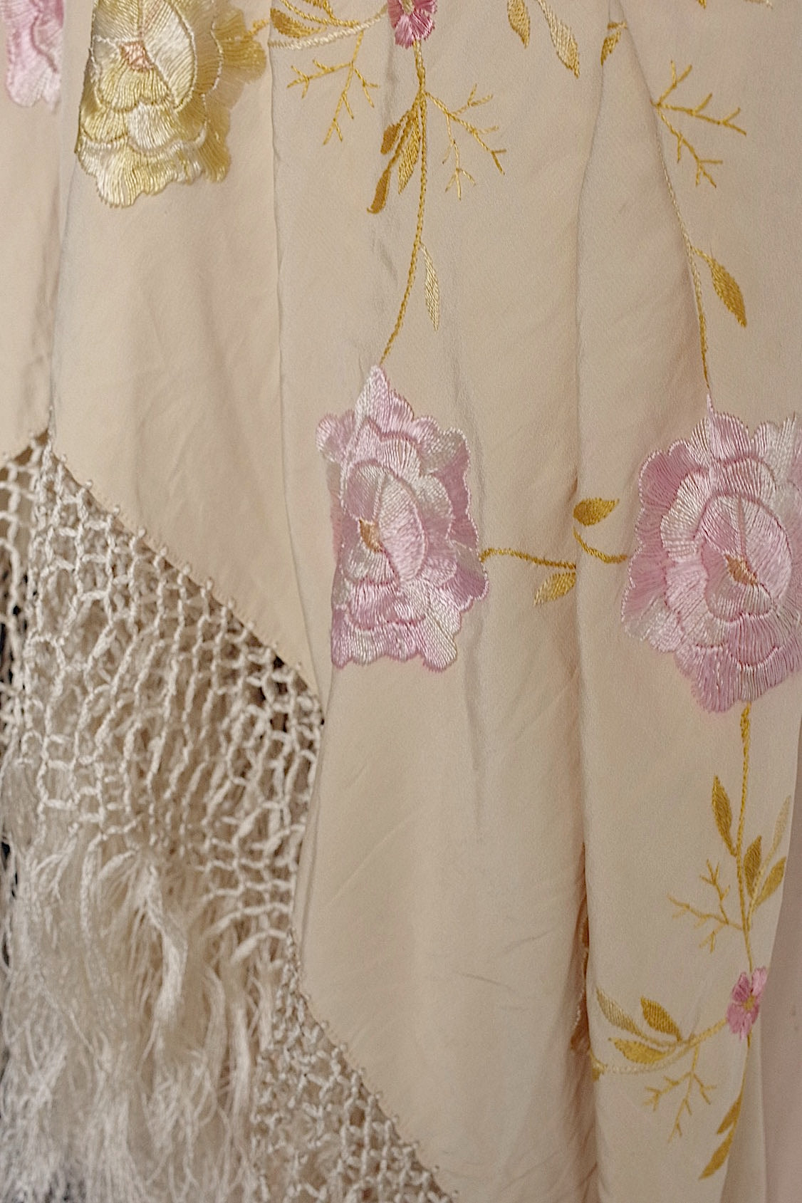 アンティークショール châle antique アンティーク刺繍 ショール1 .FR a l'epoque