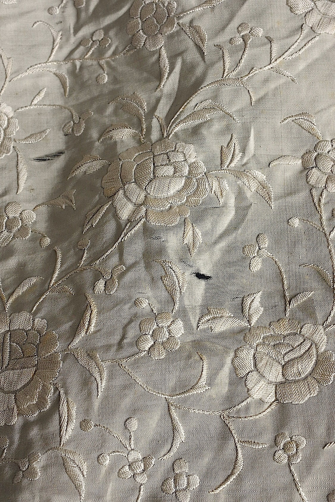 アンティークショール châle antique アンティーク刺繍 ショール2 .FR a l'epoque