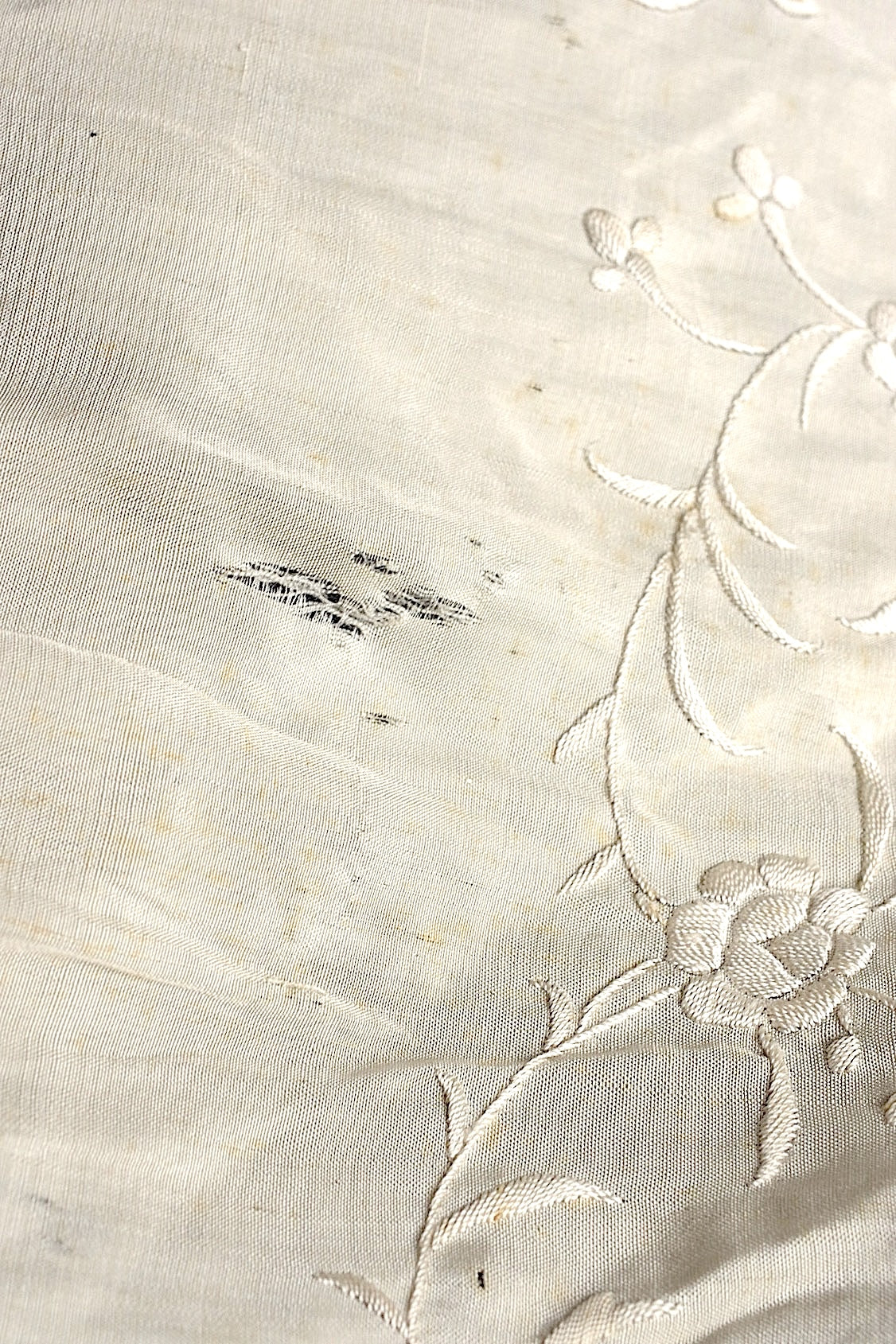 アンティークショール châle antique アンティーク刺繍 ショール2 .FR a l'epoque