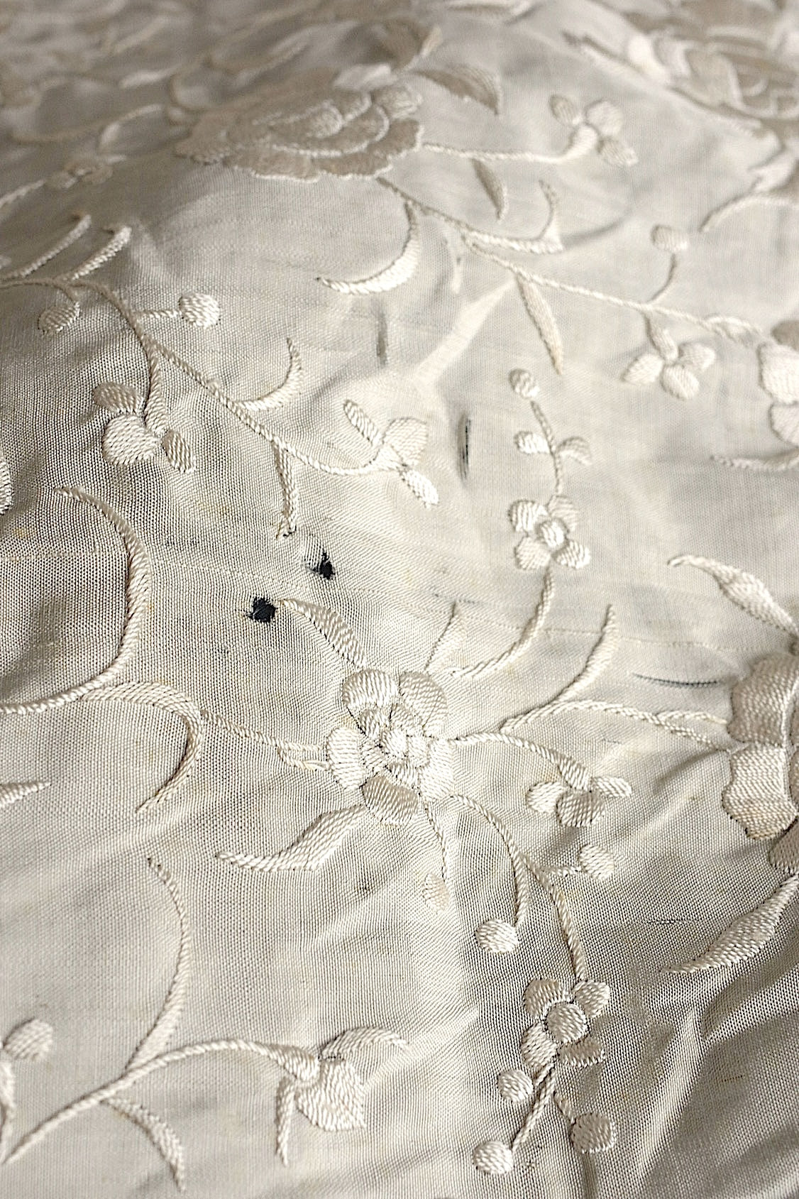 アンティークショール châle antique アンティーク刺繍 ショール2 .FR a l'epoque