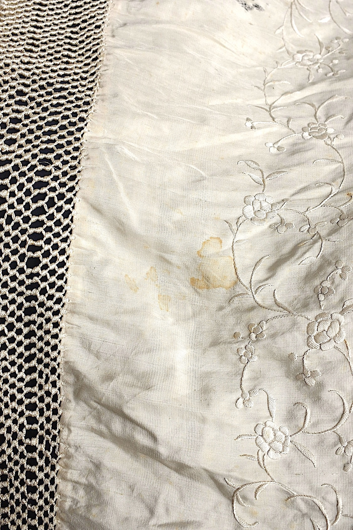 アンティークショール châle antique アンティーク刺繍 ショール2 .FR a l'epoque