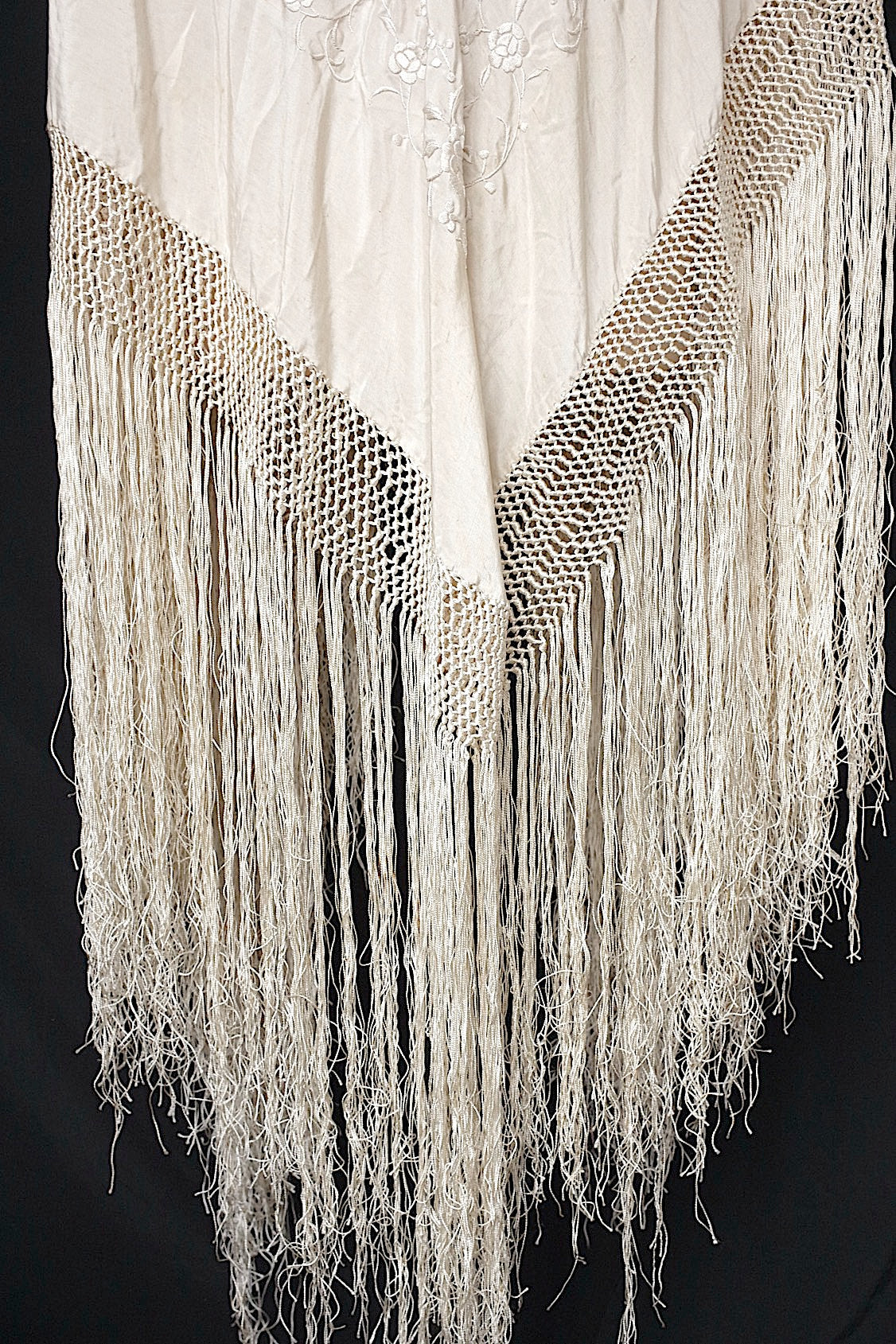 アンティークショール châle antique アンティーク刺繍 ショール2 .FR a l'epoque