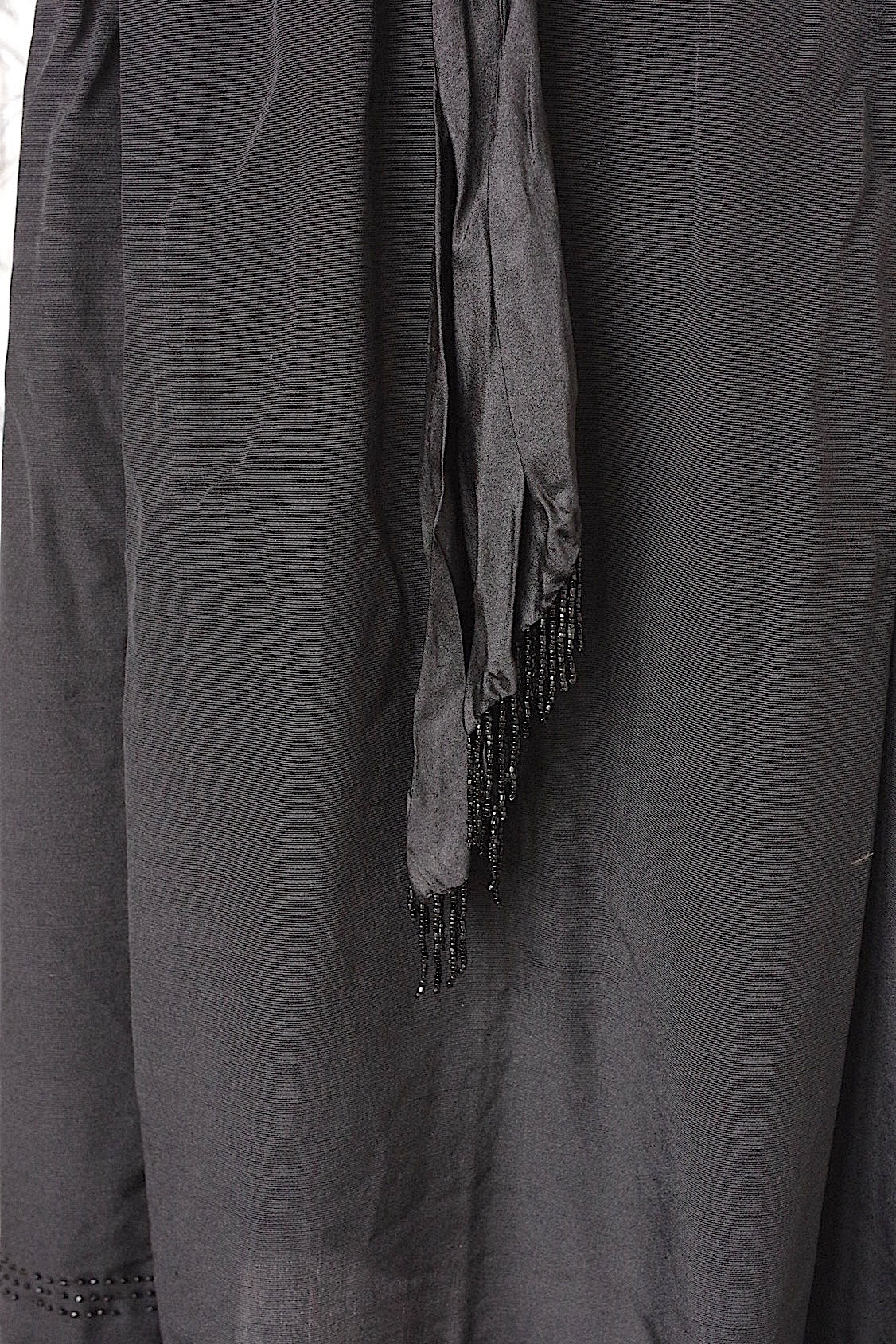 アンティーク古着 vêtement antique アンティークワンピース くろ .FR a l'epoque