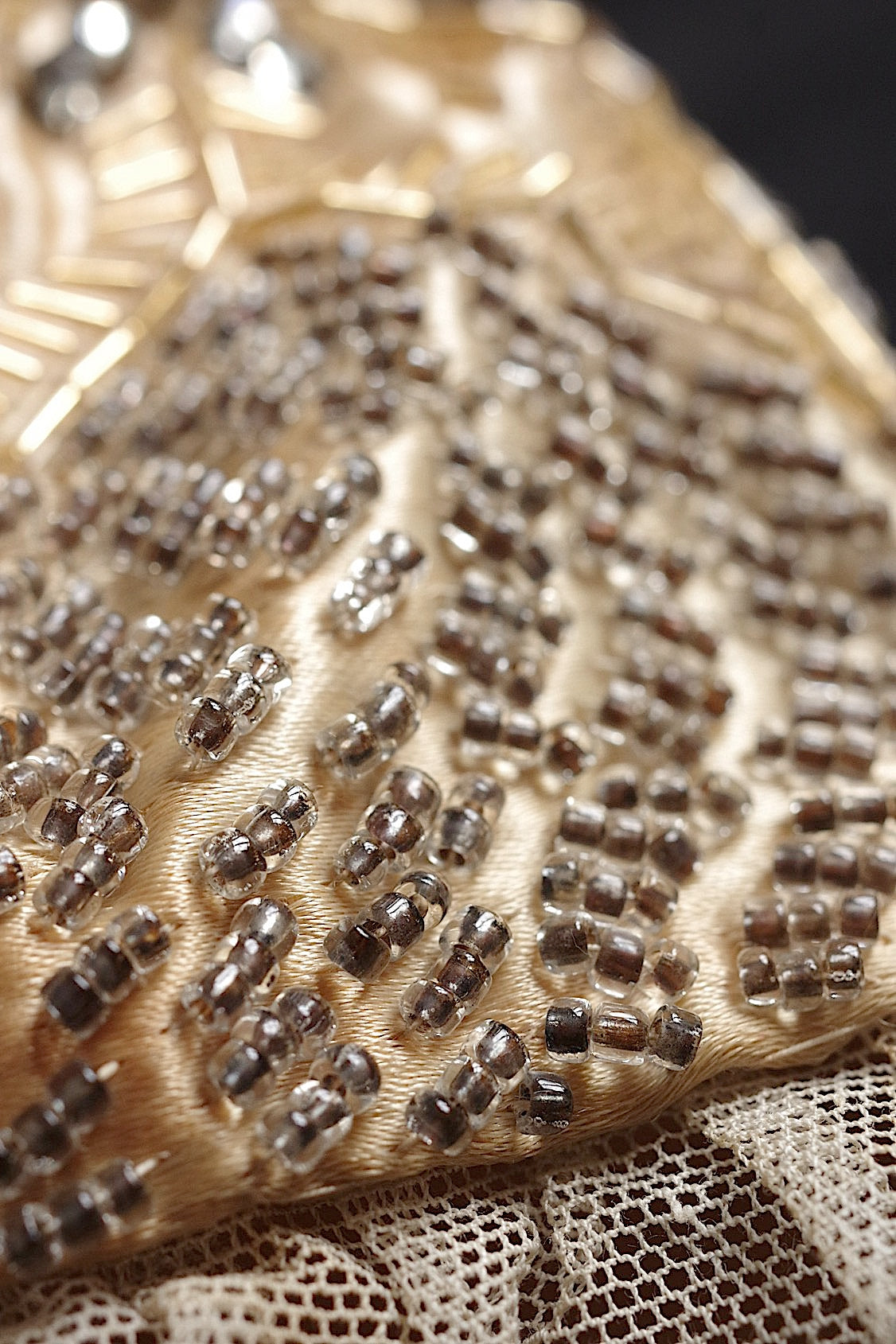 アンティークレース dentelle antique アンティークビーズボネ .FR a l'epoque