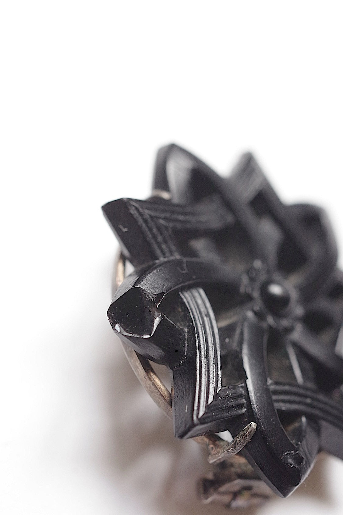 アンティークアクセサリー broche antique アンティークブローチ .FR a l'epoque