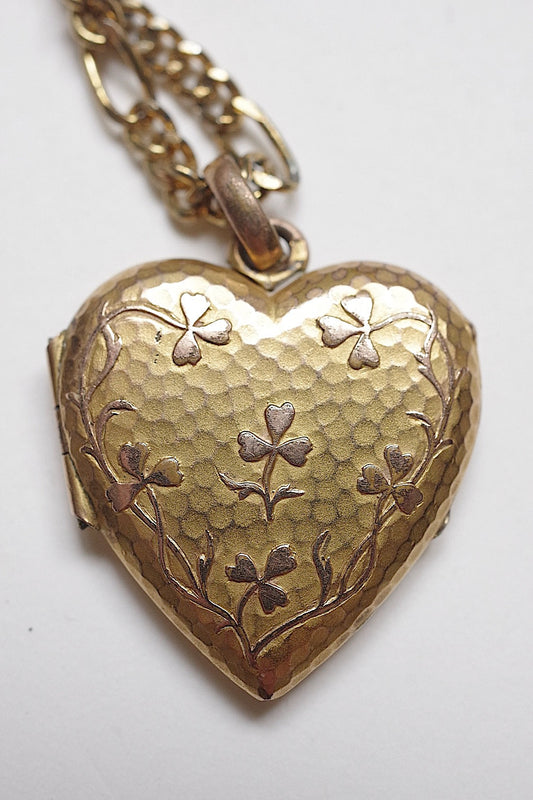 アンティークアクセサリー collier antique アンティークハートロケット .FR a l'epoque