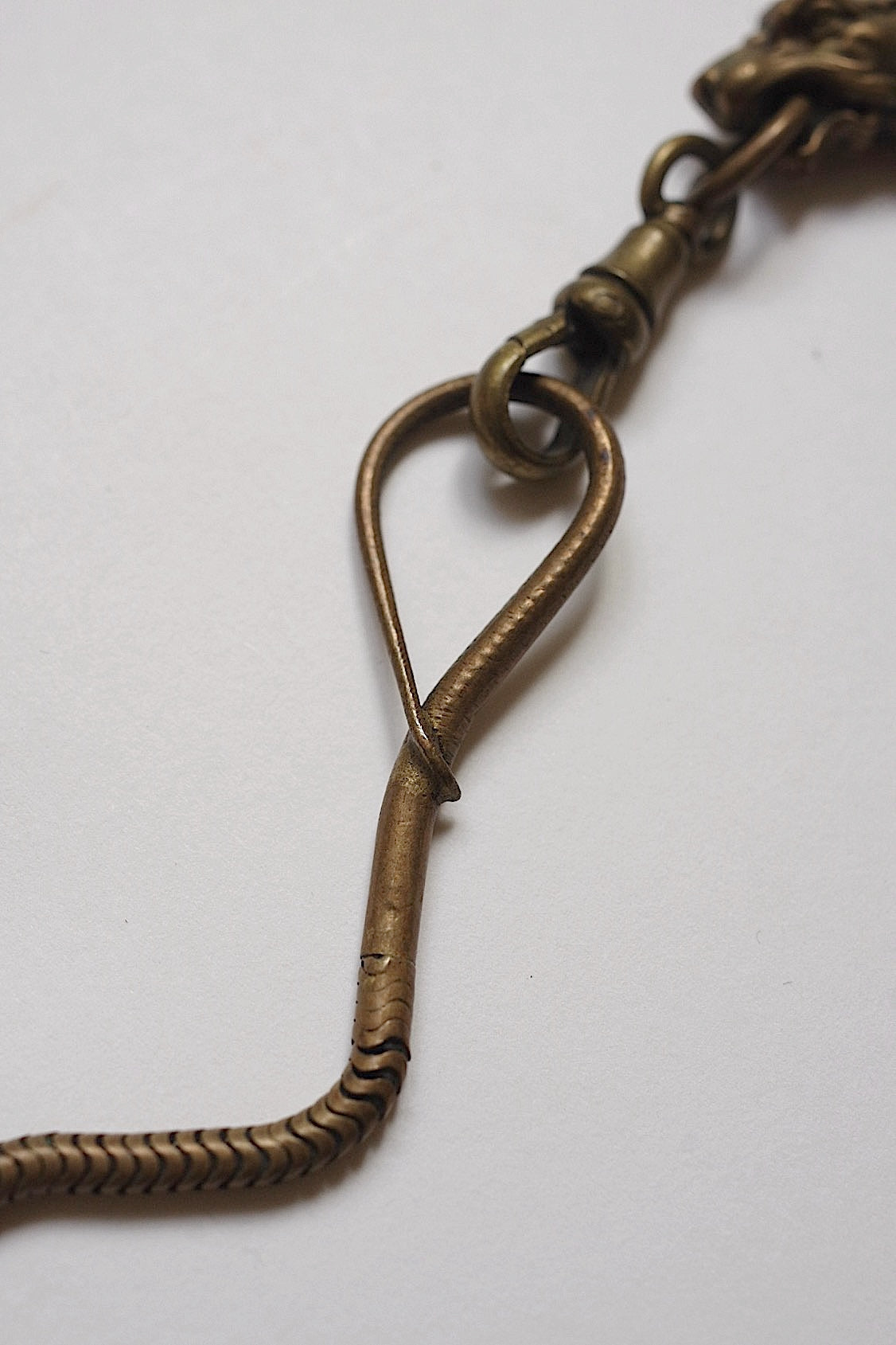 アンティークアクセサリー chain antique アンティークチェーン 動物モチーフ .FR a l'epoque