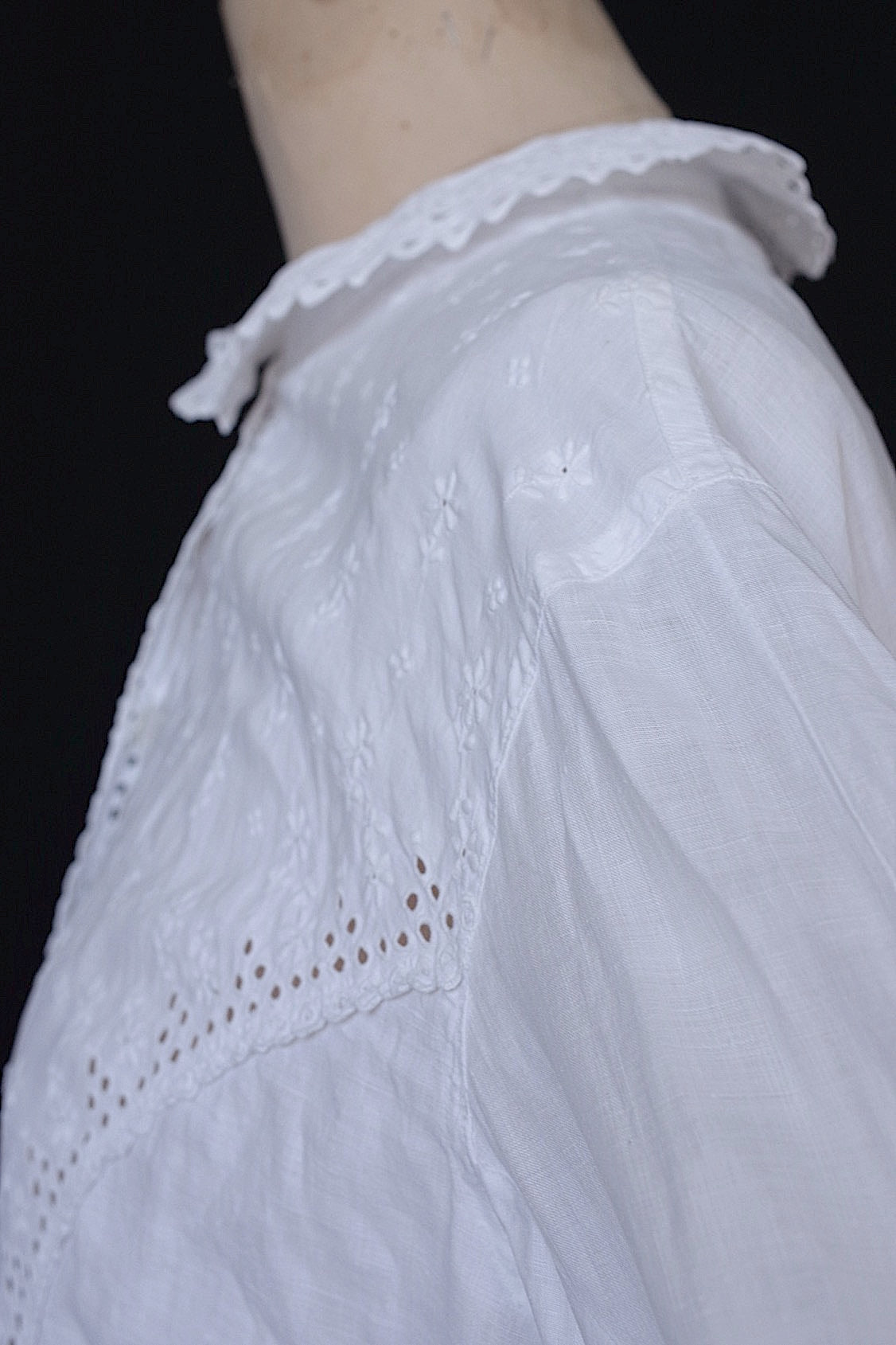 アンティーク古着 vêtement antique アンティークブラウス .FR a l'epoque