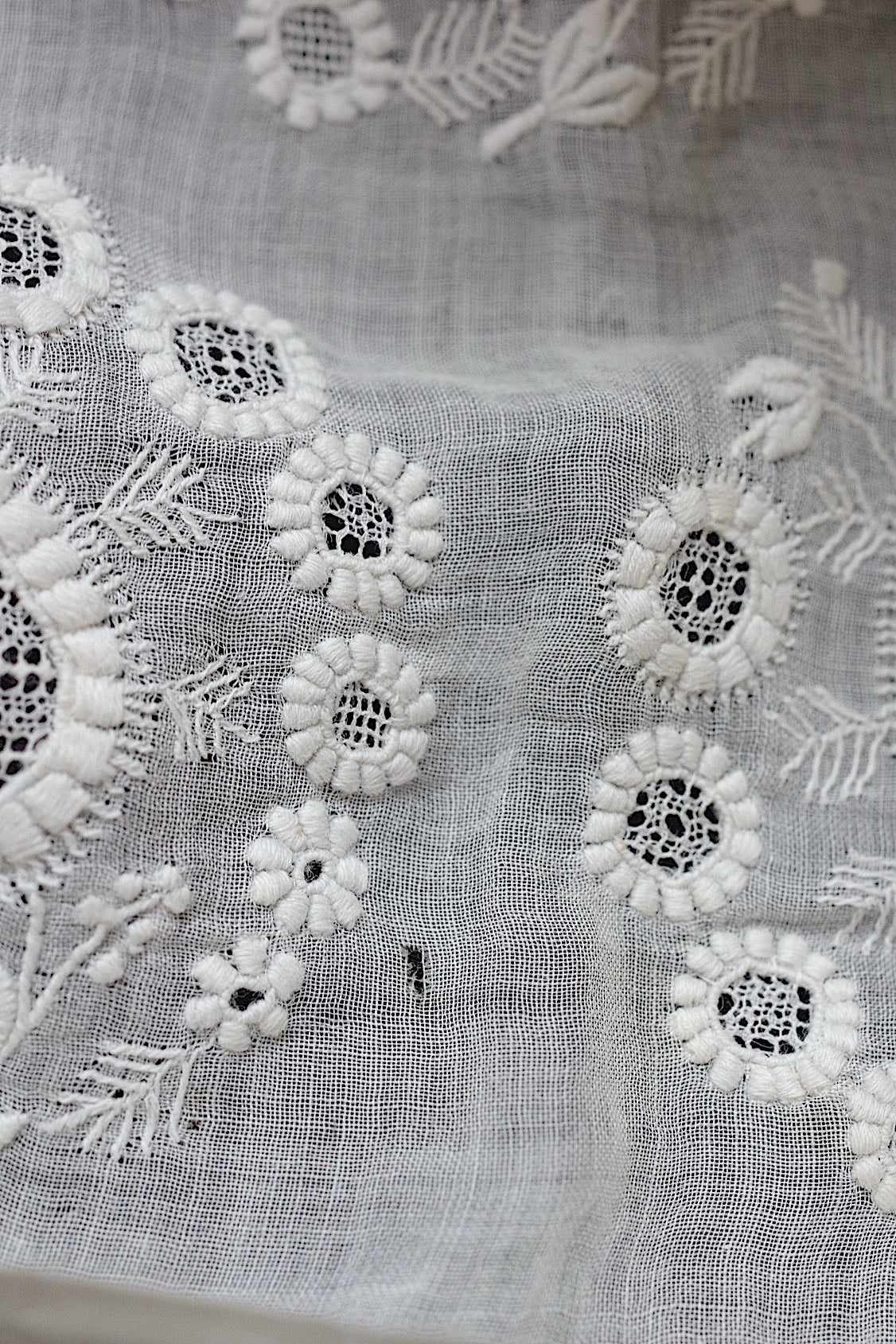 アンティークレース dentelle antique アンティークレース 刺繍ボネ .FR a l'epoque