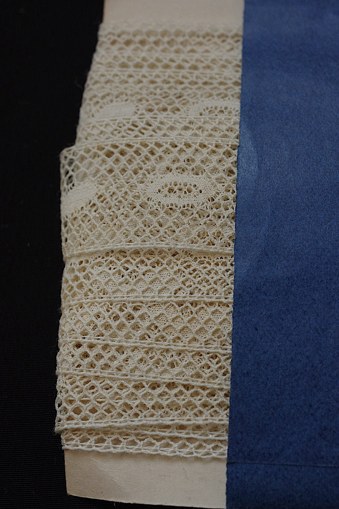 アンティークレース dentelle antique アンティークレース 2種 .FR a l'epoque