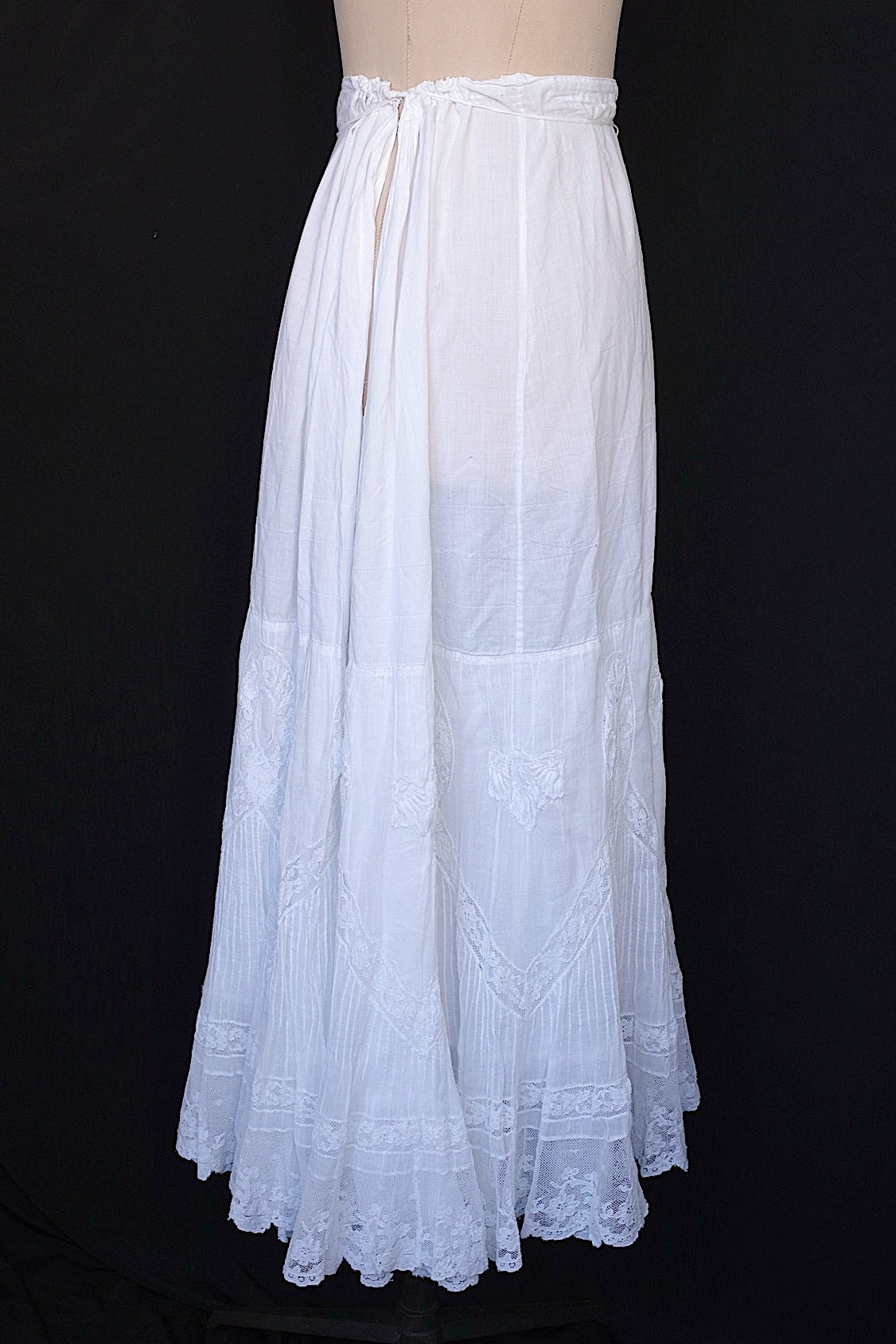 アンティークレーススカート