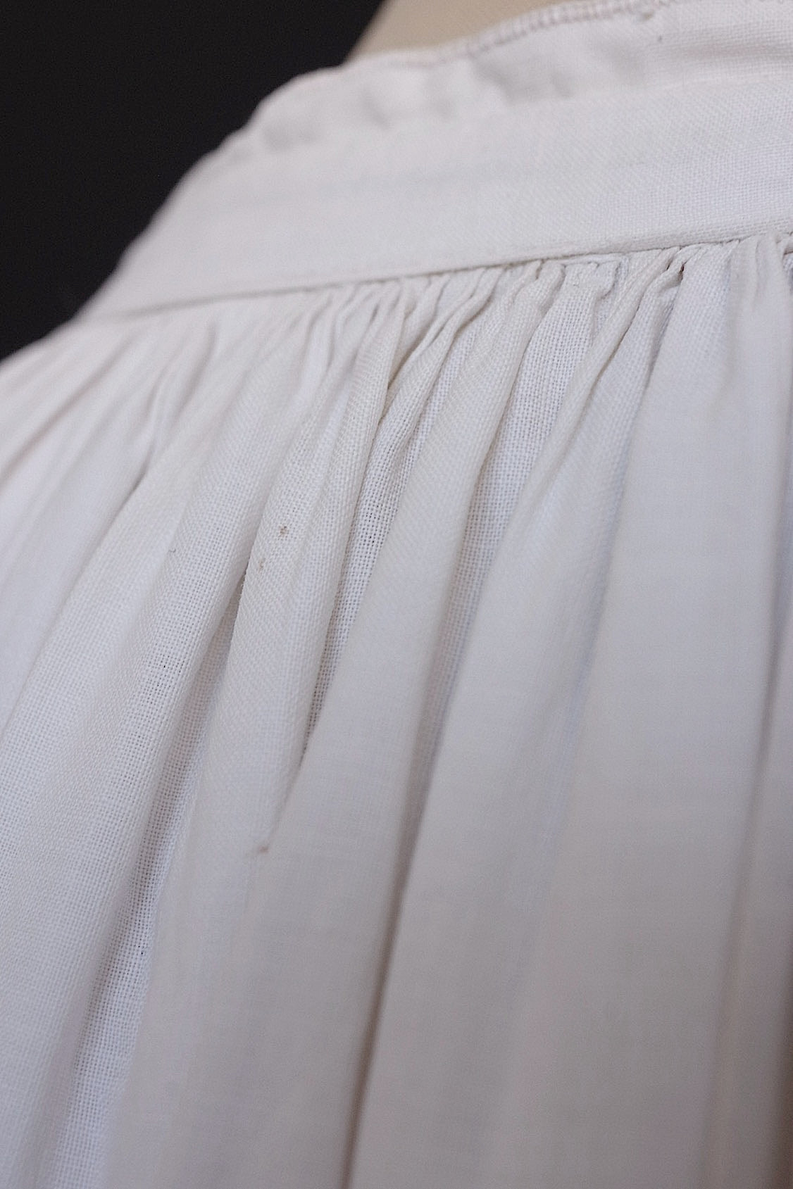 アンティーク古着 vêtement antique アンティーク教会チュニック aube1 .FR a l'epoque