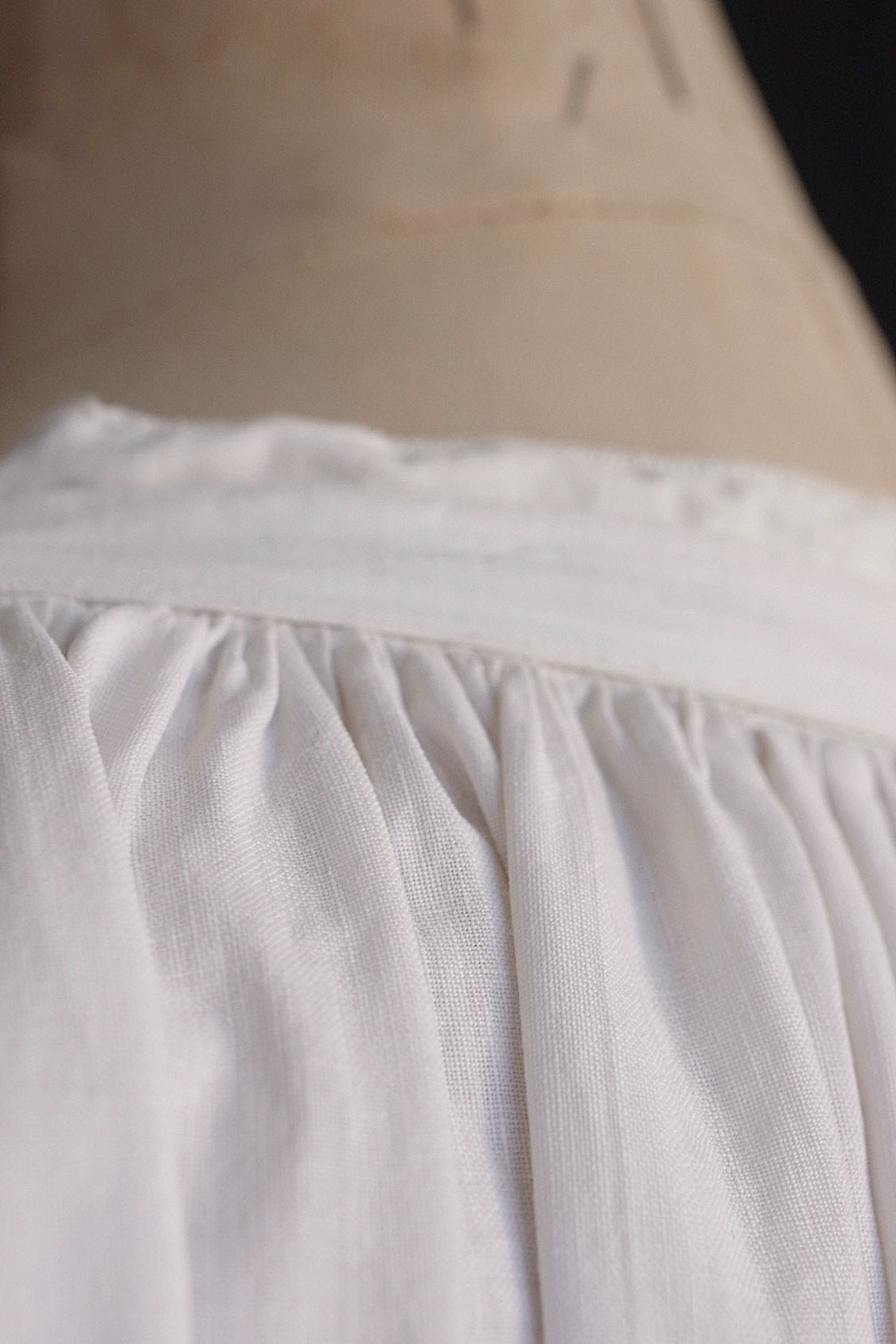 アンティーク古着 vêtement antique アンティーク教会チュニック aube1 .FR a l'epoque