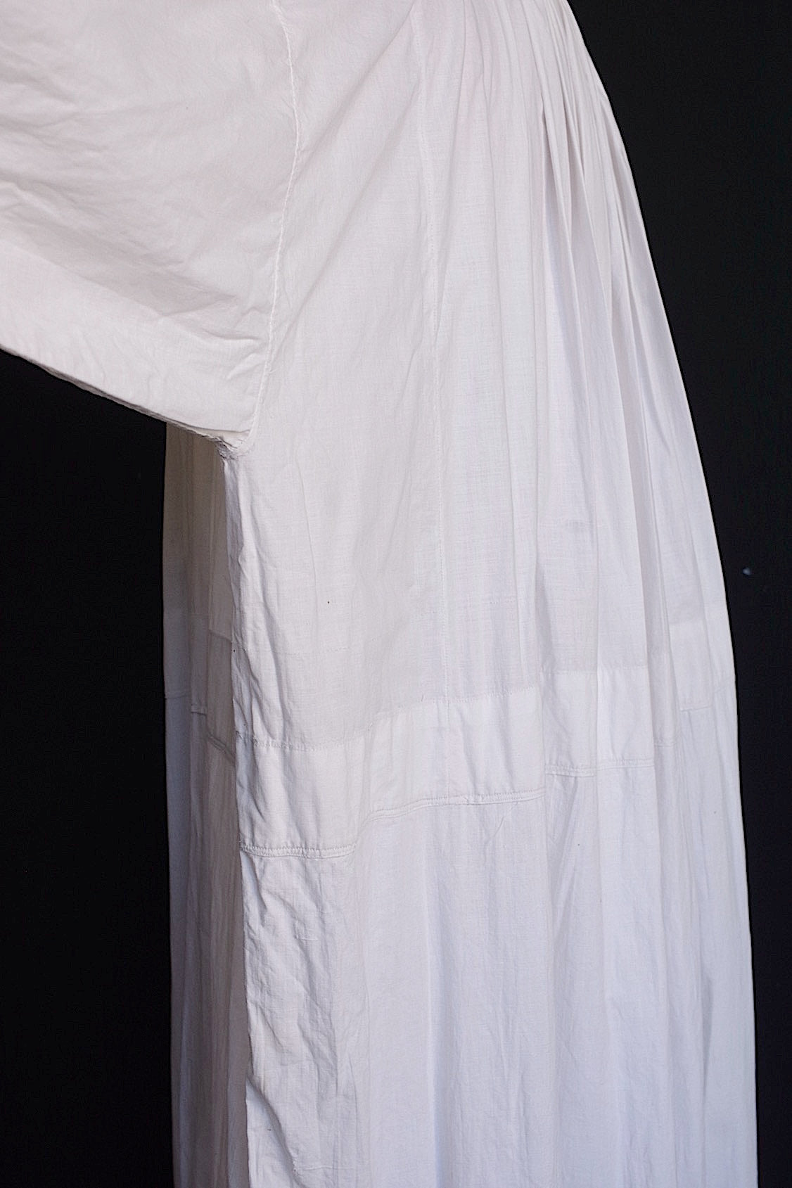 アンティーク古着 vêtement antique アンティーク教会チュニック aube1 .FR a l'epoque