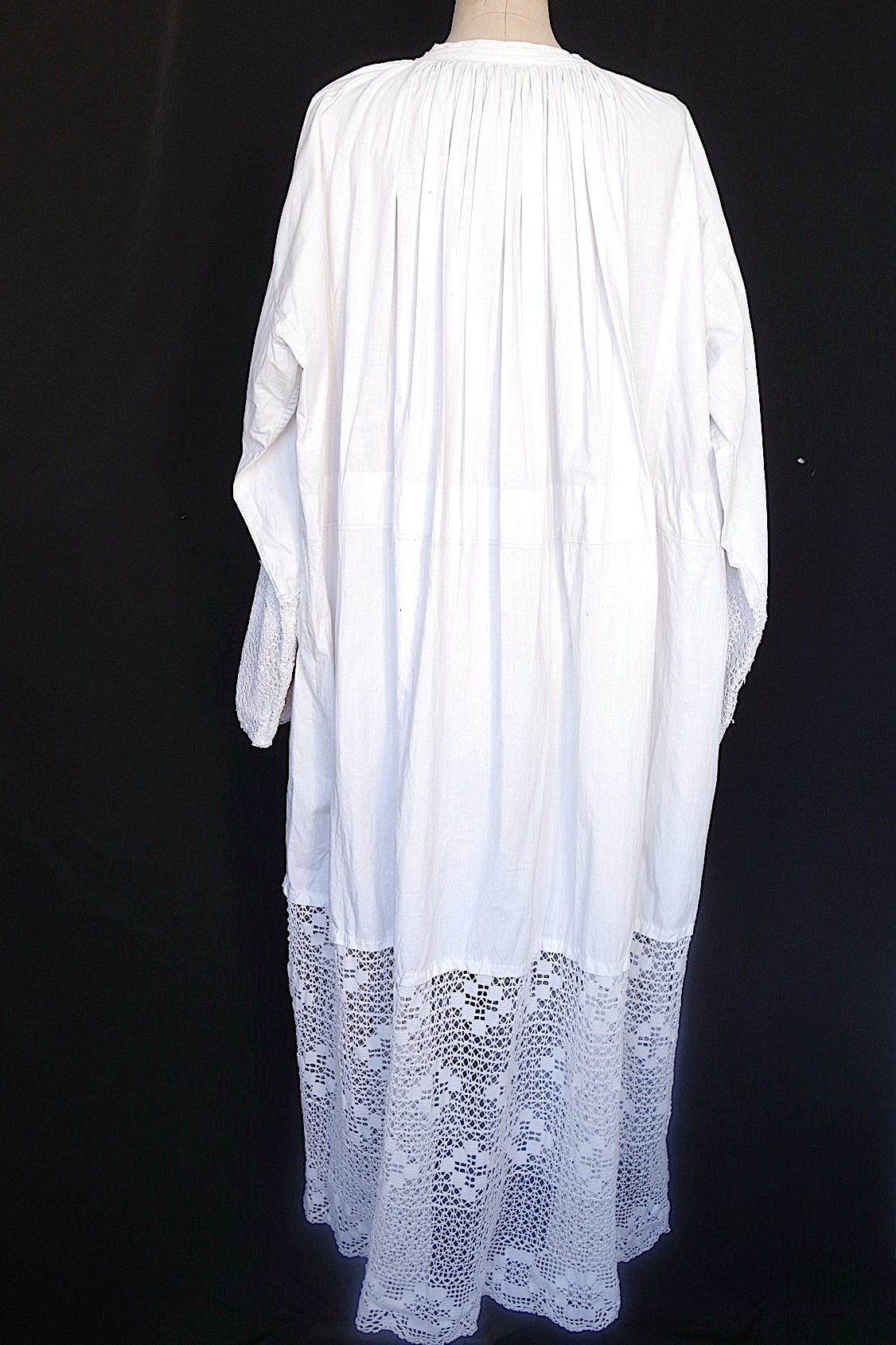 アンティーク古着 vêtement antique アンティーク教会チュニック aube1 .FR a l'epoque