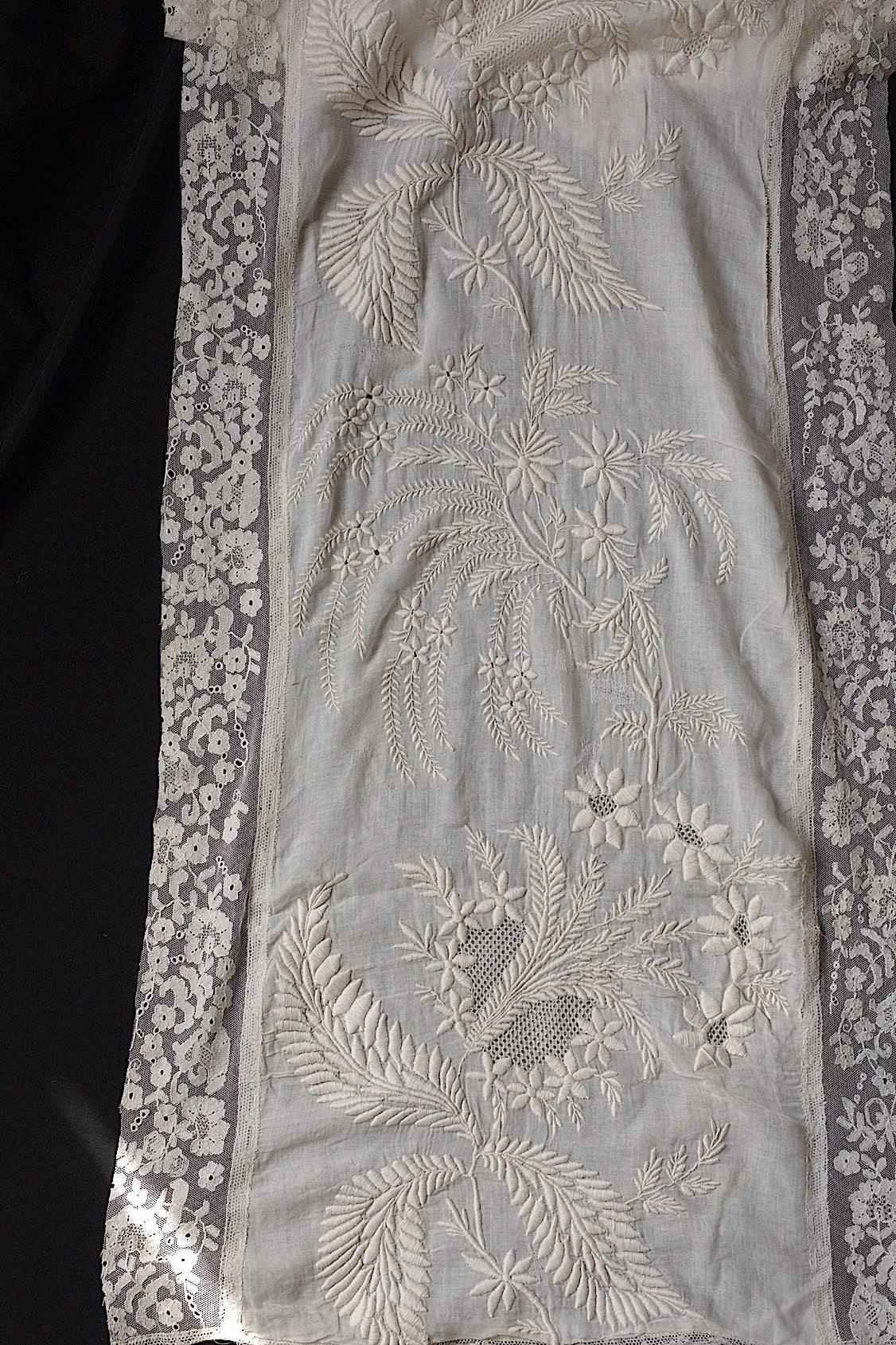 アンティークレース dentelle antique アンティーク刺繍 クロス .FR a l'epoque