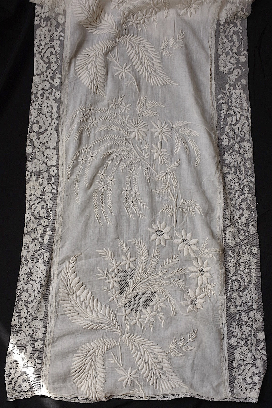 アンティークレース dentelle antique アンティーク刺繍 クロス .FR a l'epoque