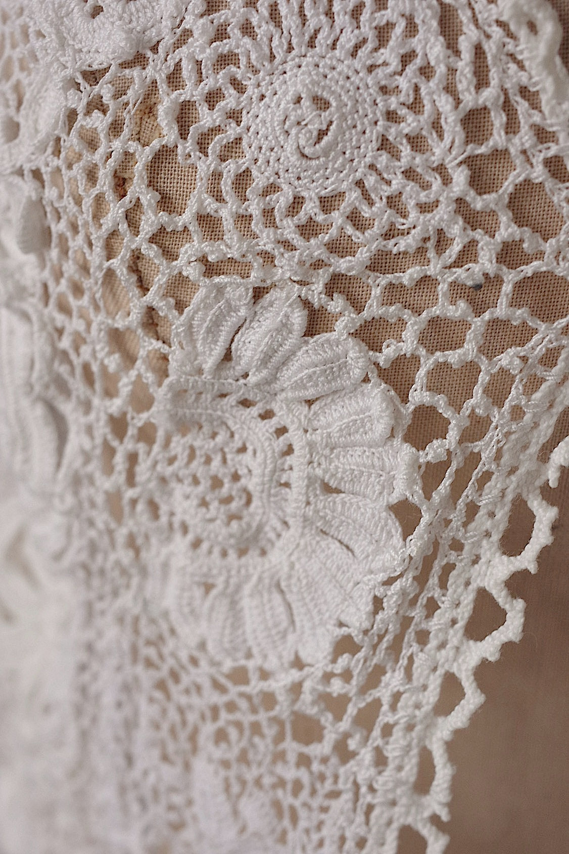 アンティーク古着 vêtement antique アンティーククロシェ ジレ しろ .FR a l'epoque