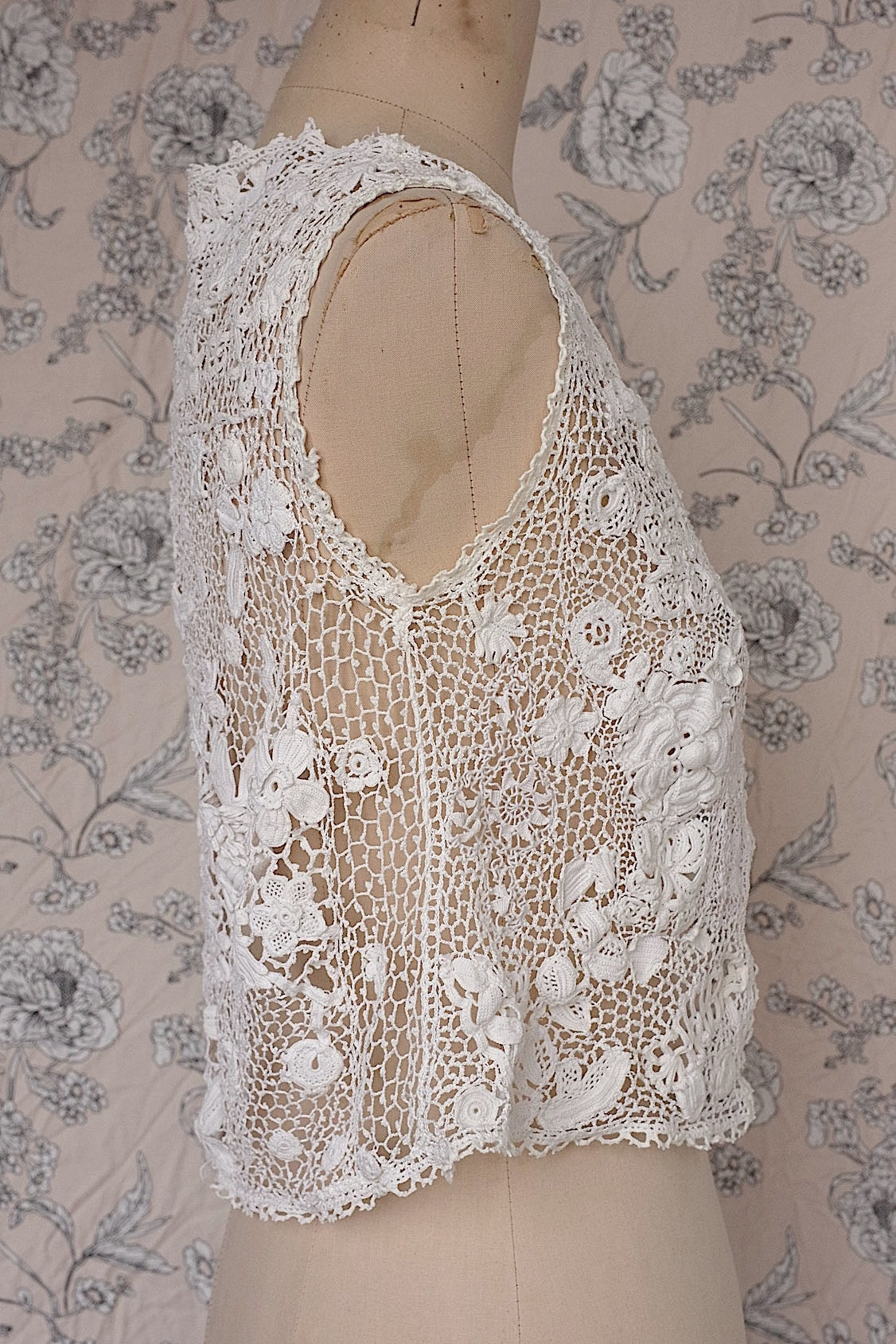 アンティーク古着 vêtement antique アンティーククロシェ ジレ しろ .FR a l'epoque