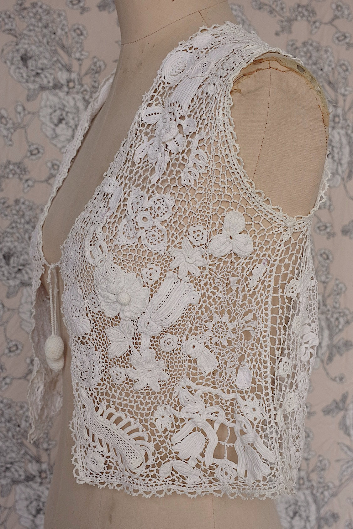 アンティーク古着 vêtement antique アンティーククロシェ ジレ しろ .FR a l'epoque