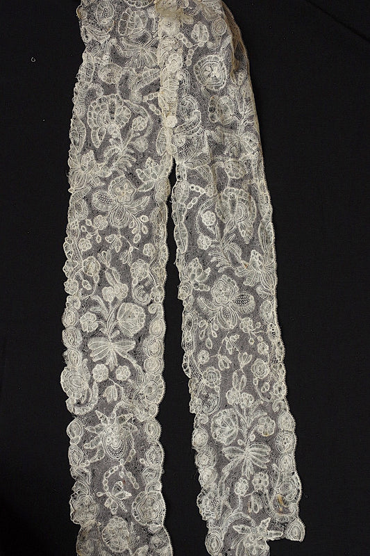 アンティークレース dentelle antique アンティークレース バンシュ .FR a l'epoque