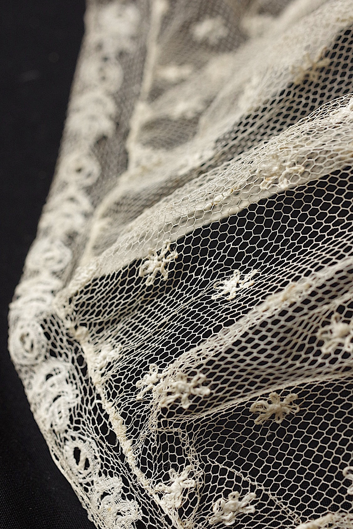 アンティークレース dentelle antique アンティークレース 曲線 カフス .FR a l'epoque