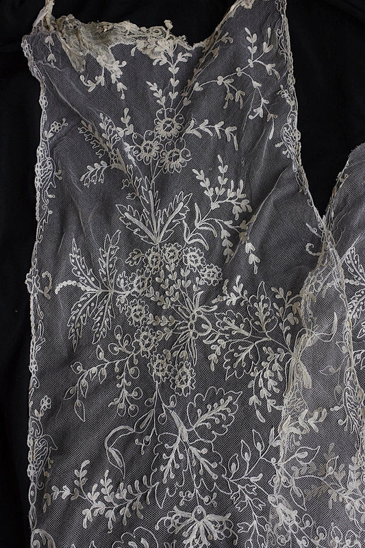 アンティークレース dentelle antique アンティークレース 素材用 ハギレ .FR a l'epoque