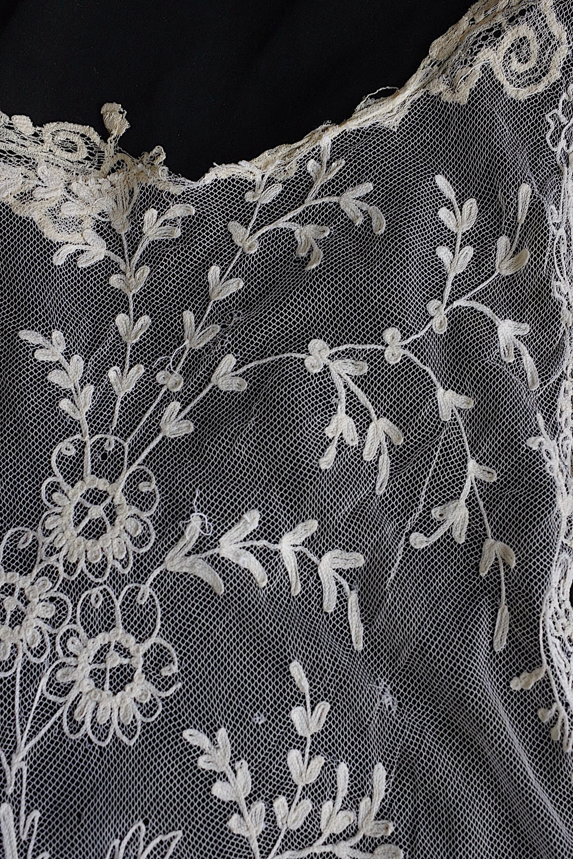 アンティークレース dentelle antique アンティークレース 素材用 ハギレ .FR a l'epoque