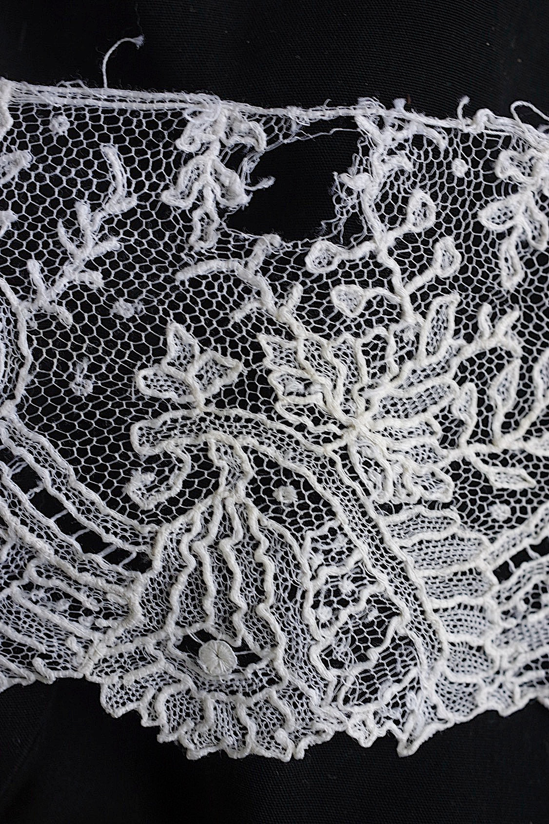 アンティークレース dentelle antique アンティークレース 素材用 184cm .FR a l'epoque